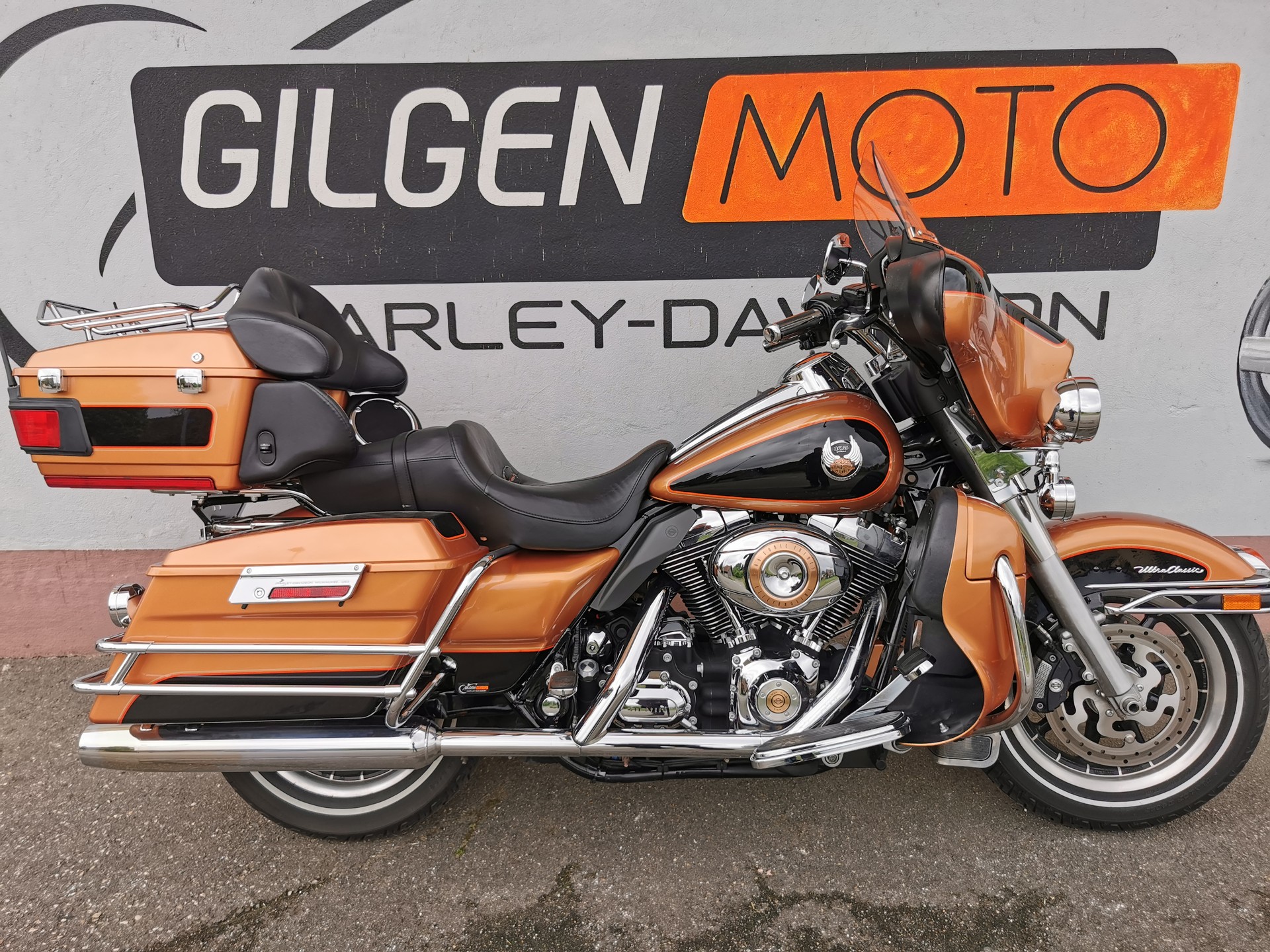 HARLEY-DAVIDSON FLHTCU Electra Glide Ultra Classic ABS Anniversary