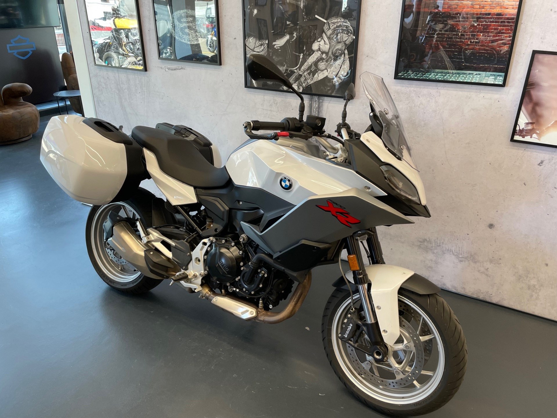 BMW F 900 XR A2