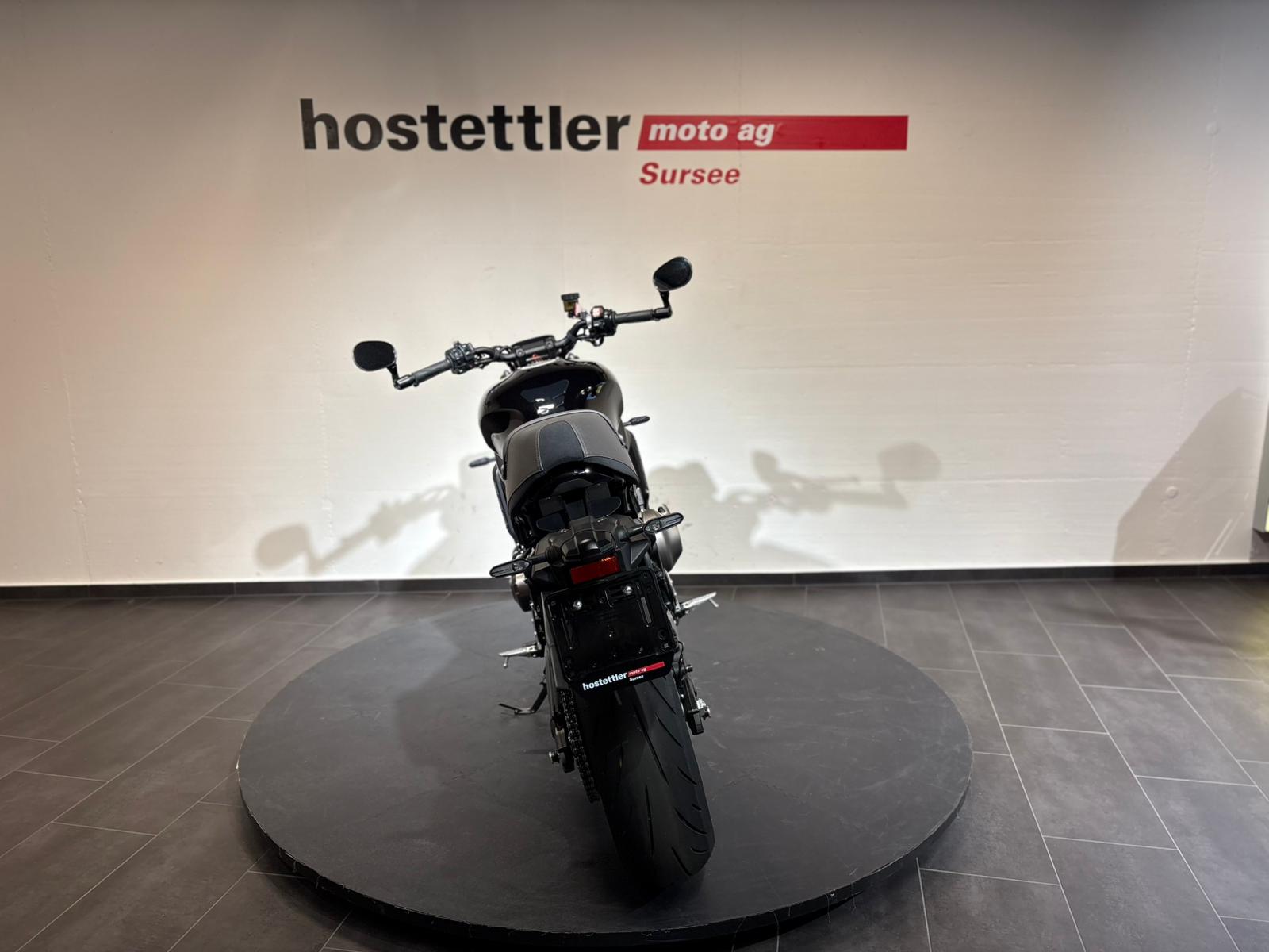 YAMAHA XSR 900-image-4