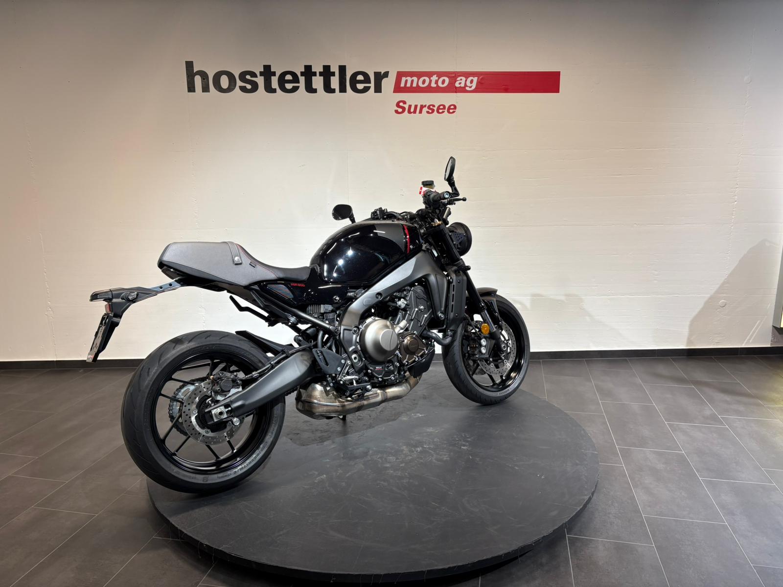 YAMAHA XSR 900-image-2