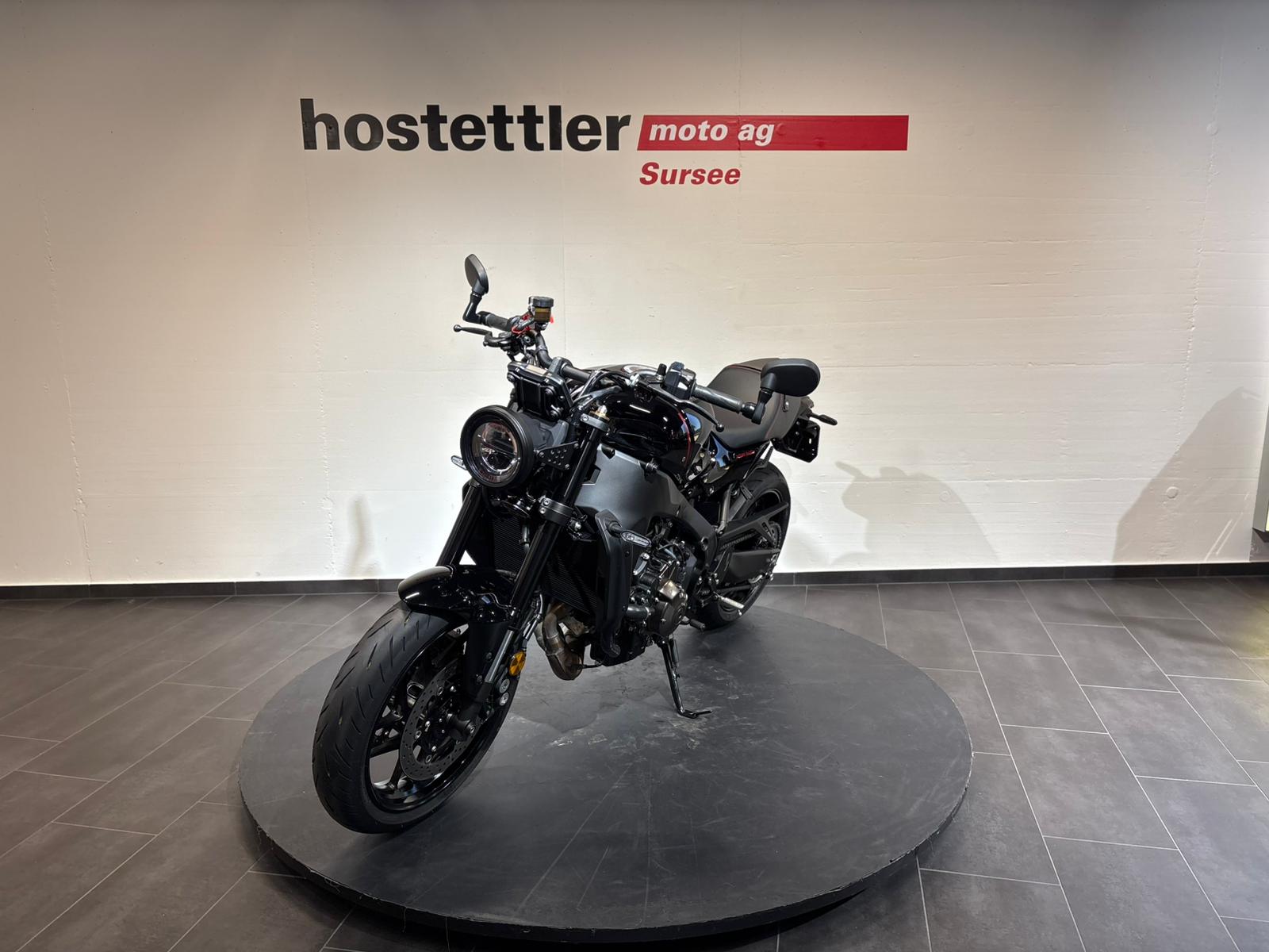 YAMAHA XSR 900-image-8