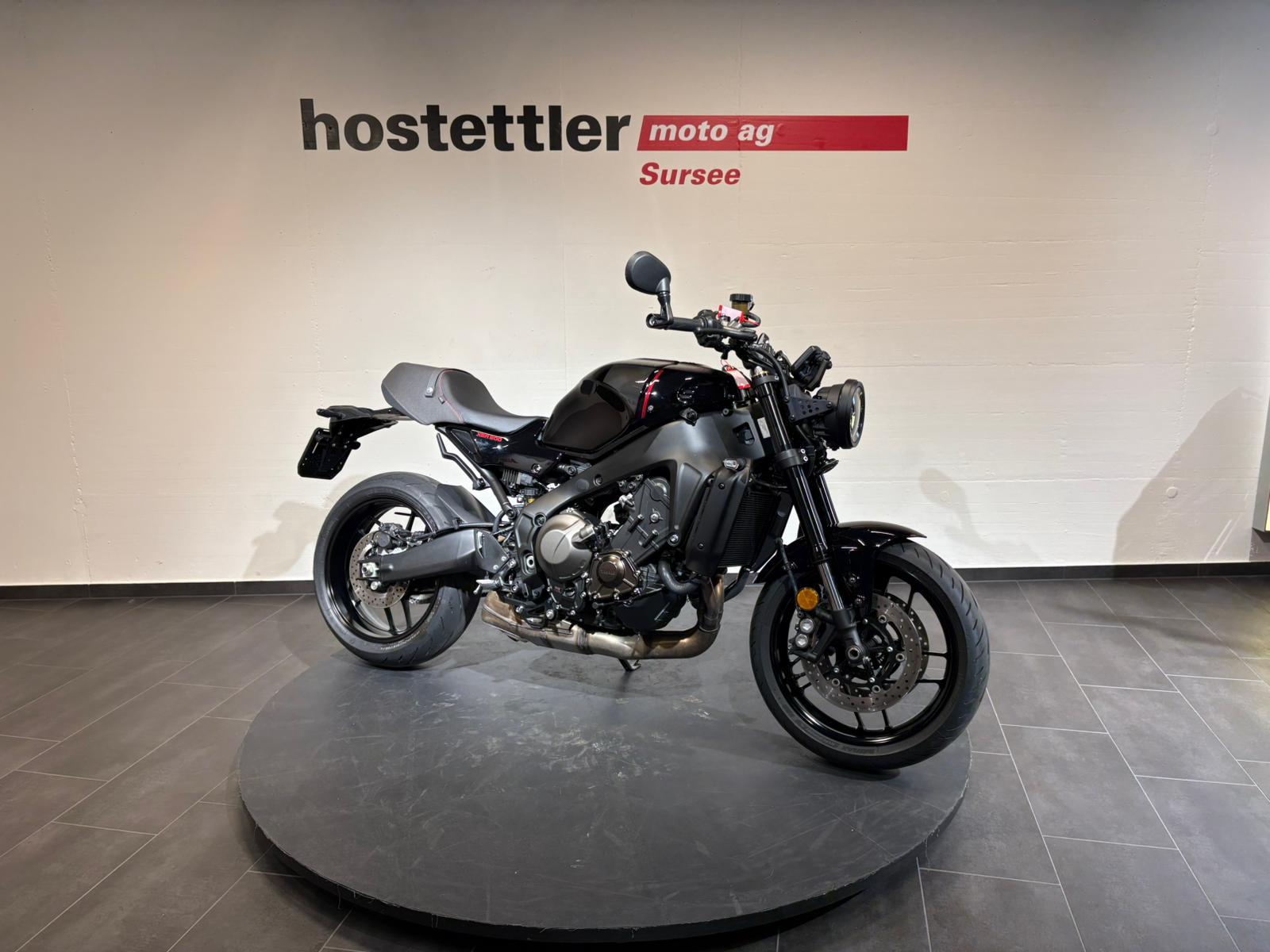 YAMAHA XSR 900-image-0