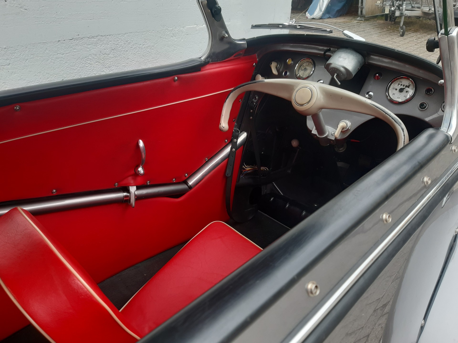 MESSERSCHMITT KR 201-showroom-element-3