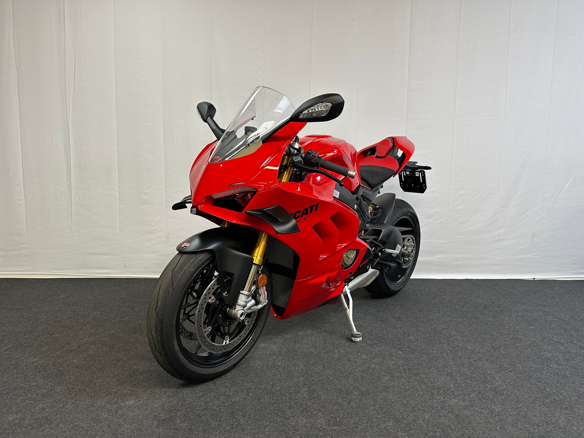 DUCATI Panigale V4 S-showroom-element-2