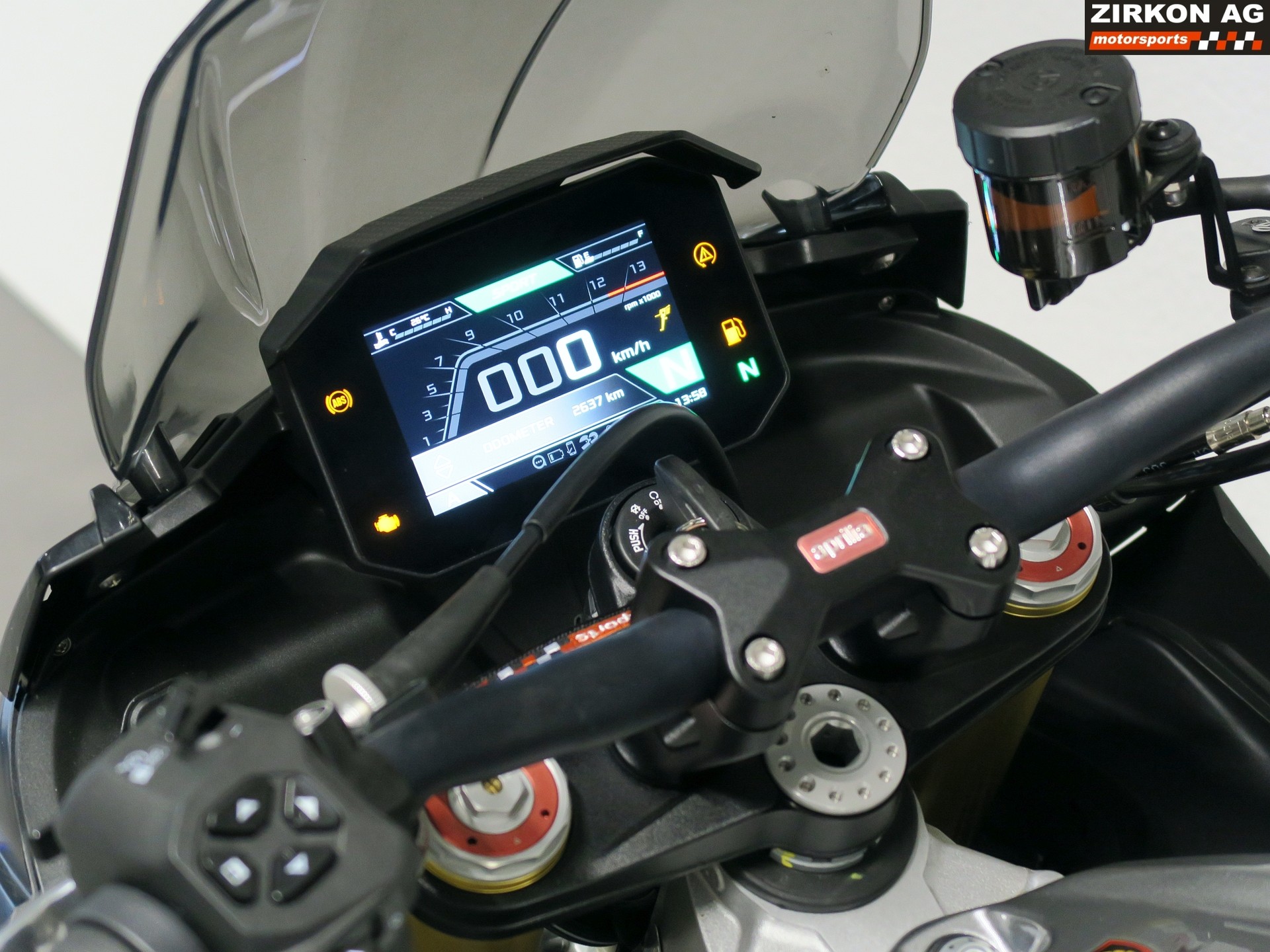 APRILIA Tuono V4 1100 evo-image-14