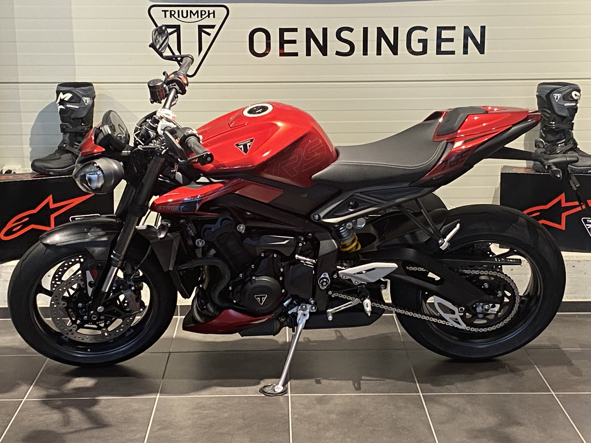 TRIUMPH Street Triple 765 RS "LEASING 1.9% ODER KUNDENVORTEIL VON CHF 765.-"
