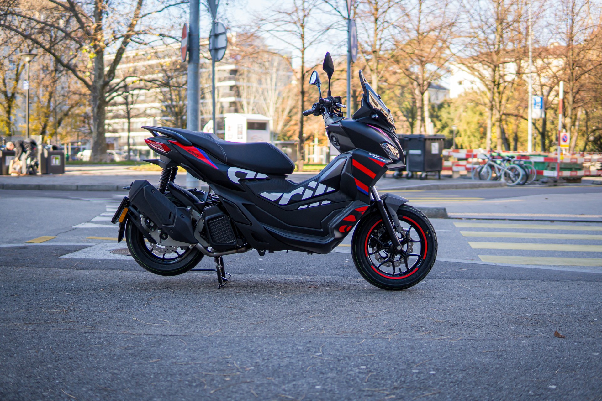 APRILIA SR 125 GT Replica ABS-image-1
