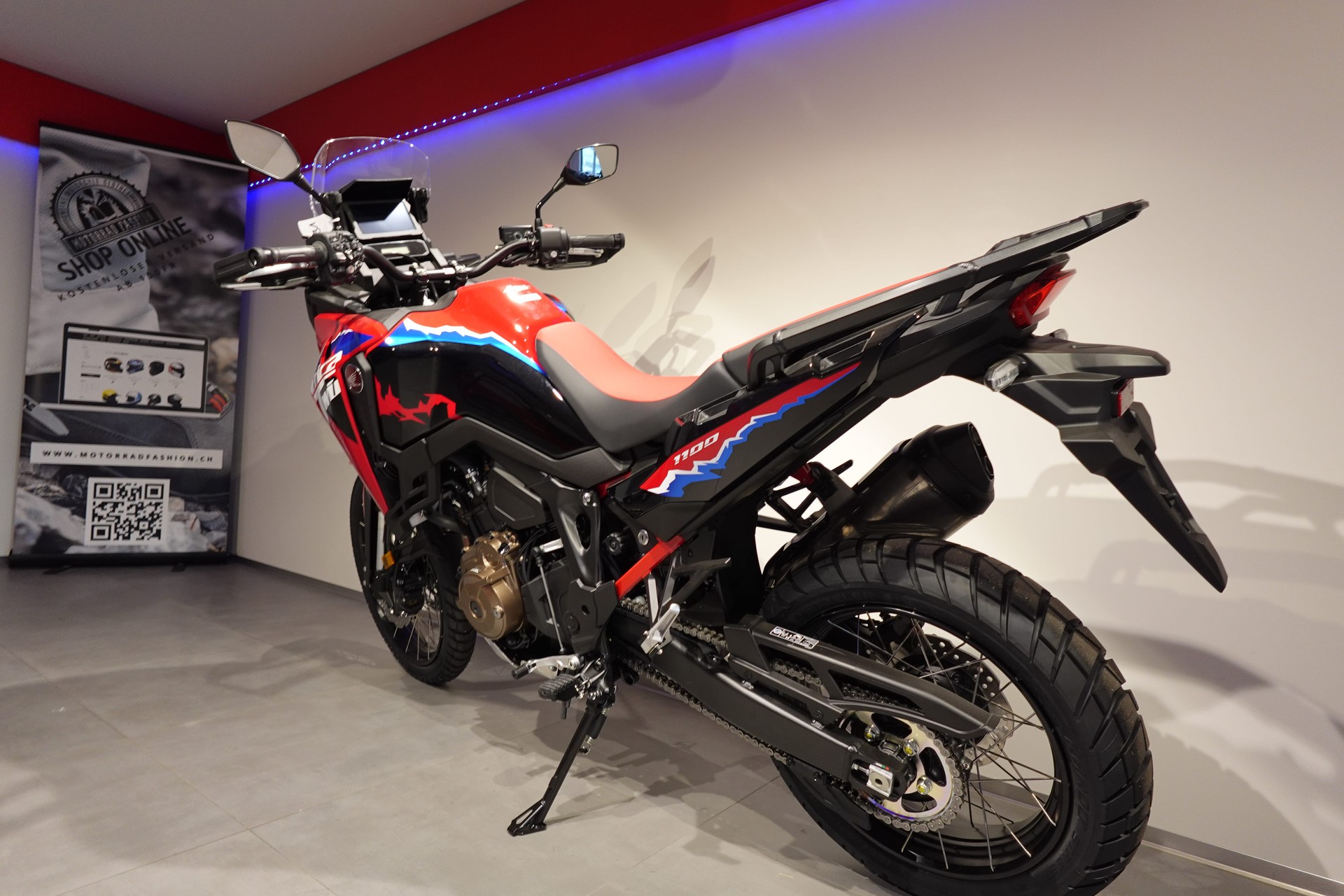 HONDA CRF 1100 Africa Twin-image-2