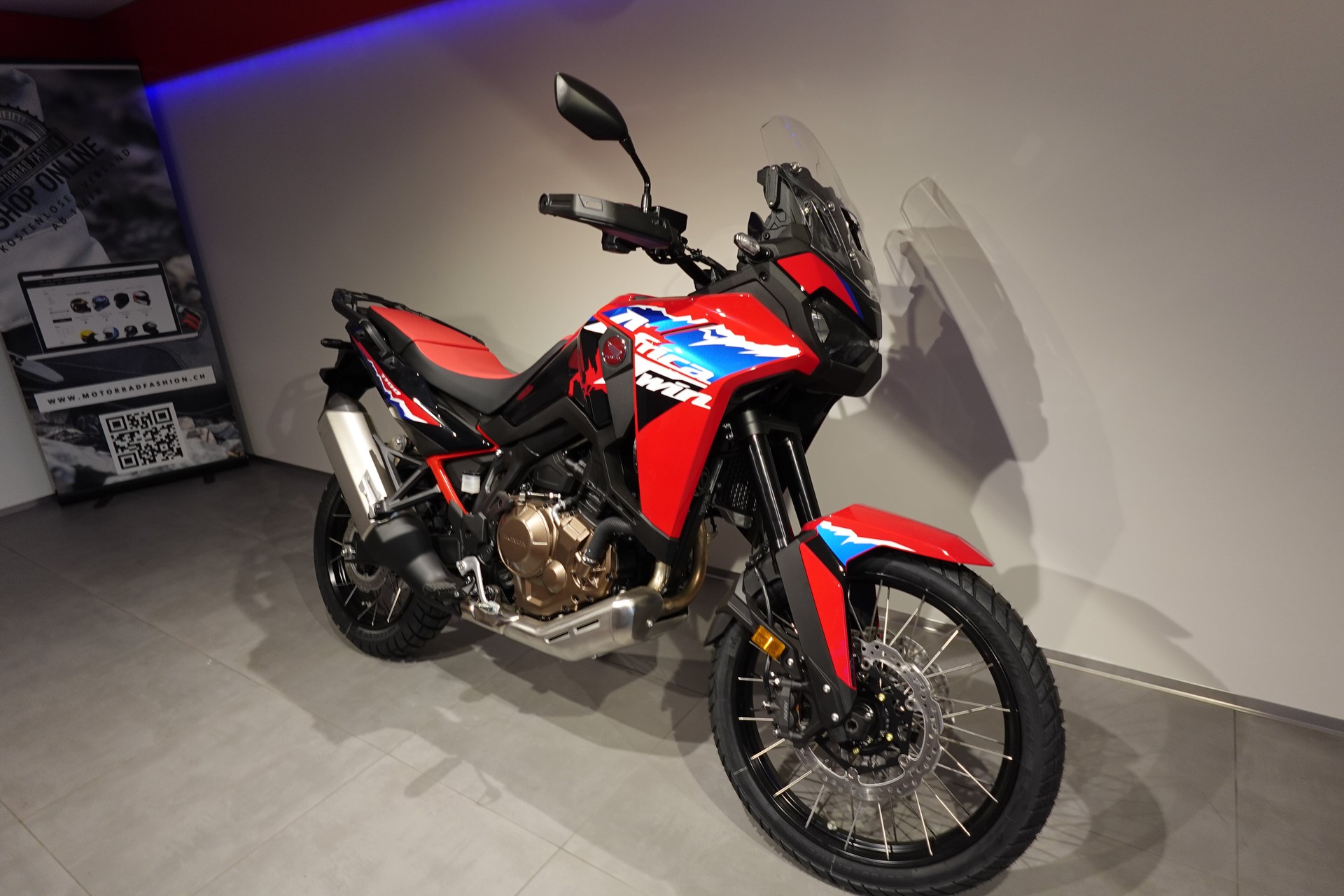 HONDA CRF 1100 Africa Twin-image-4