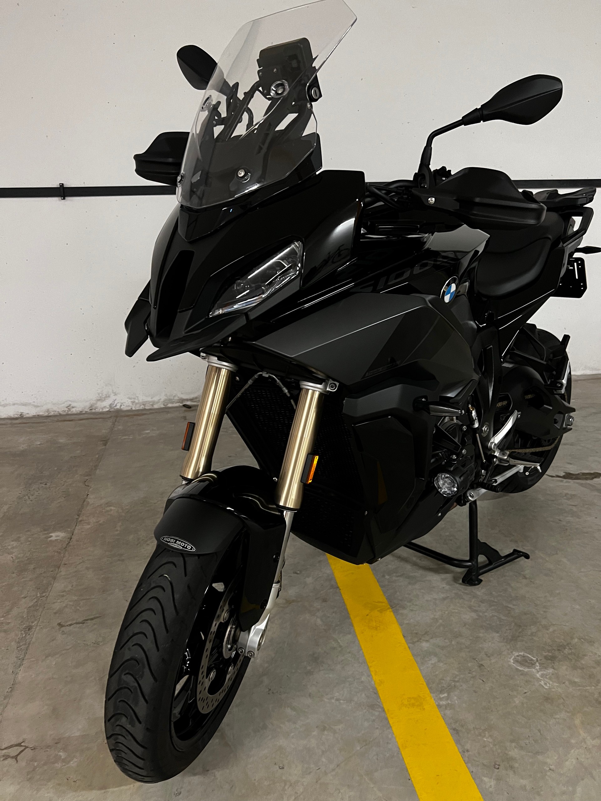 BMW S 1000 XR ABS, Triple Black-image-4