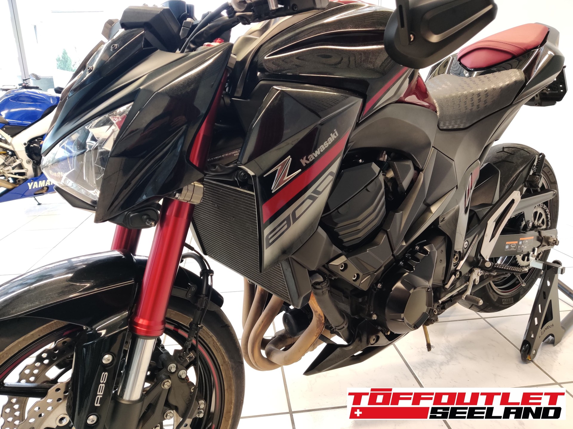 KAWASAKI Z 800 Sugomi ABS-showroom-element-2