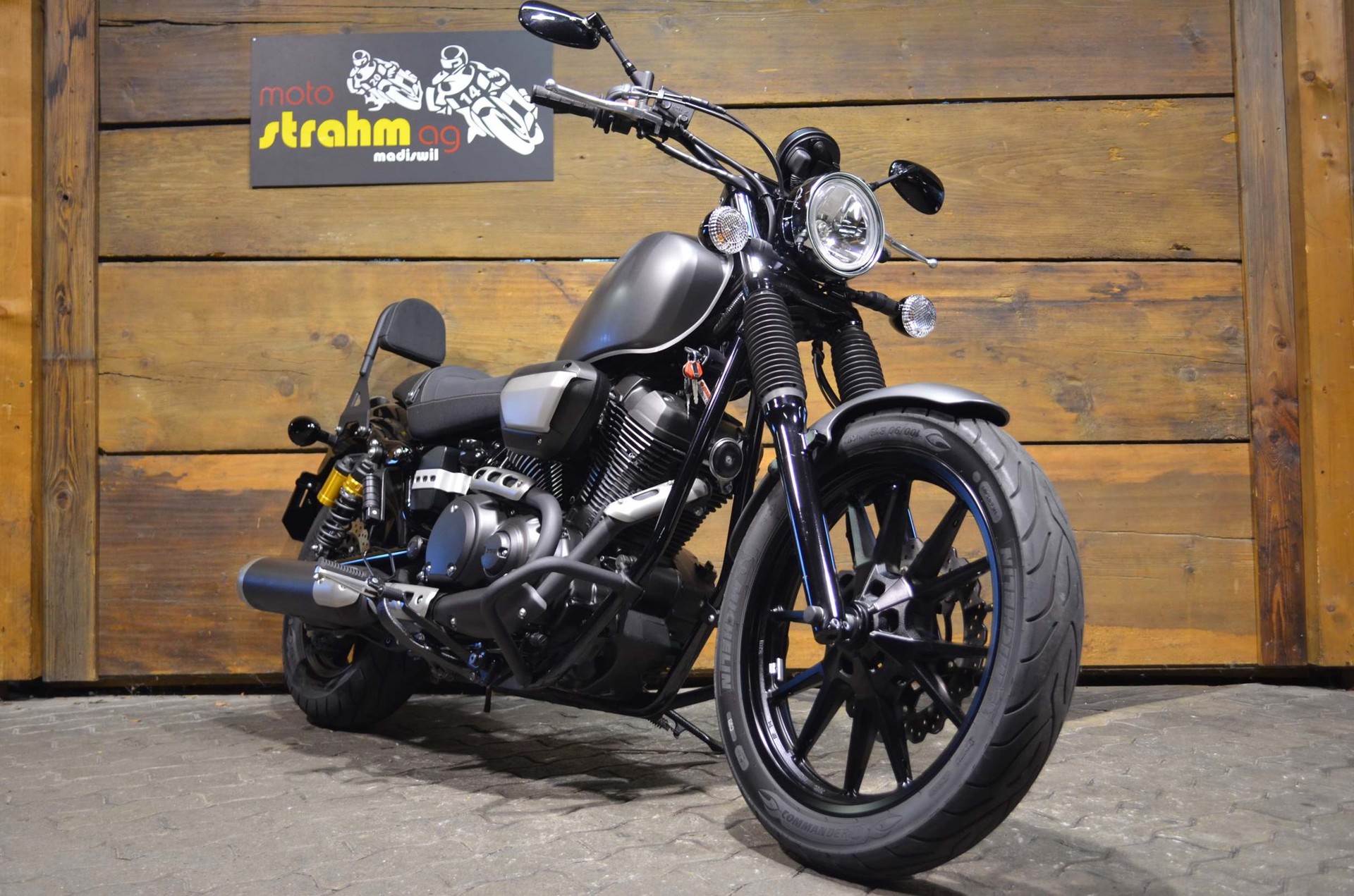 YAMAHA XV 950 Swiss Edition ABS-showroom-element-1