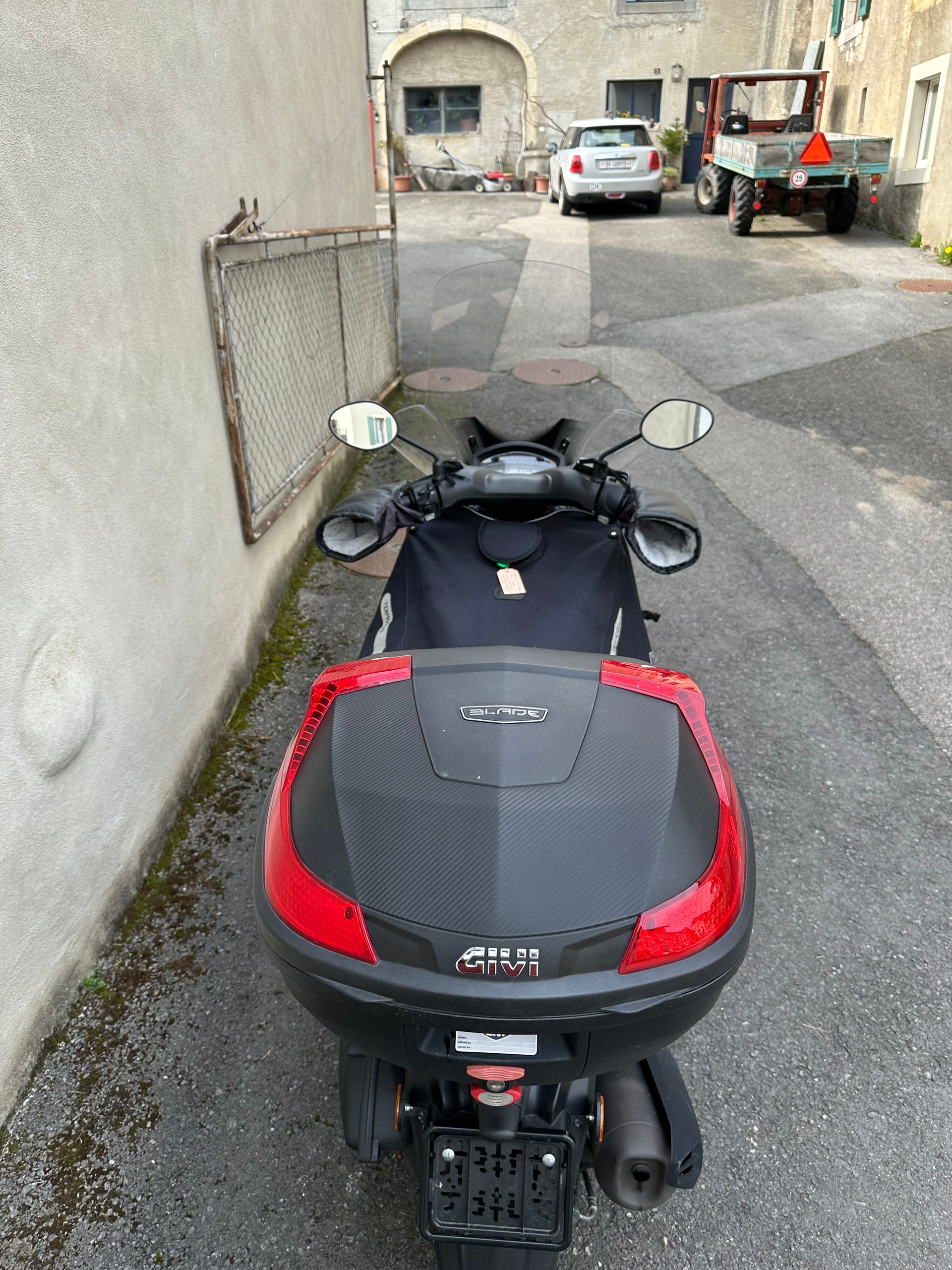 YAMAHA Tricity MW 125 ABS-image-2