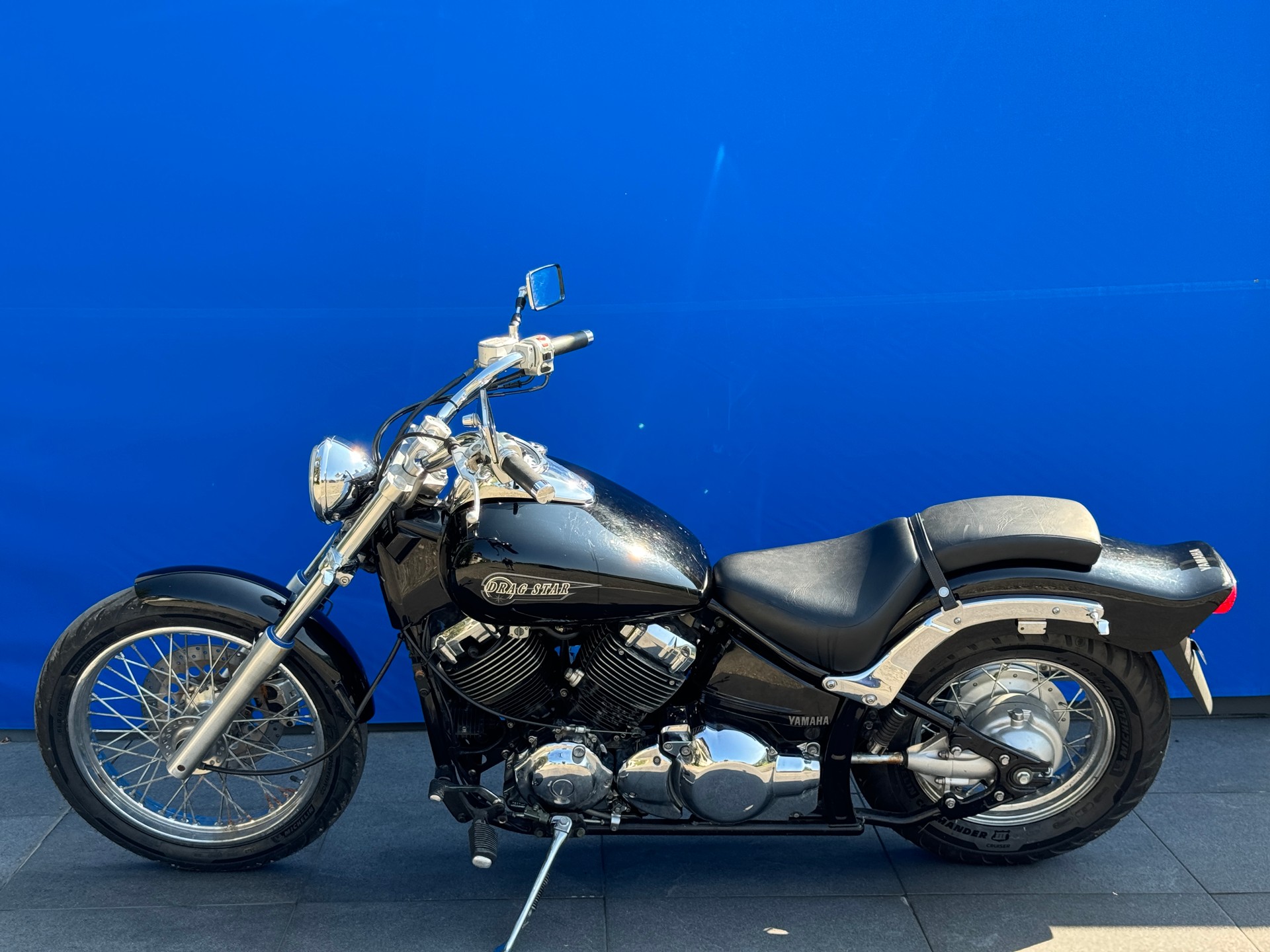 YAMAHA XVS 650 Drag Star-showroom-element-3