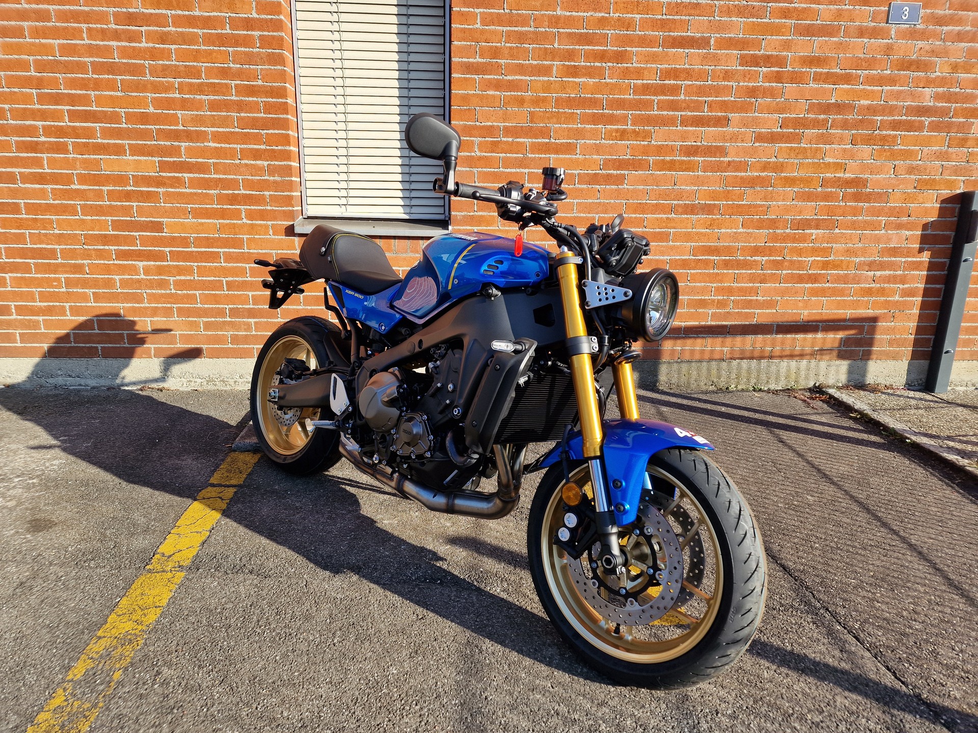 YAMAHA XSR 900