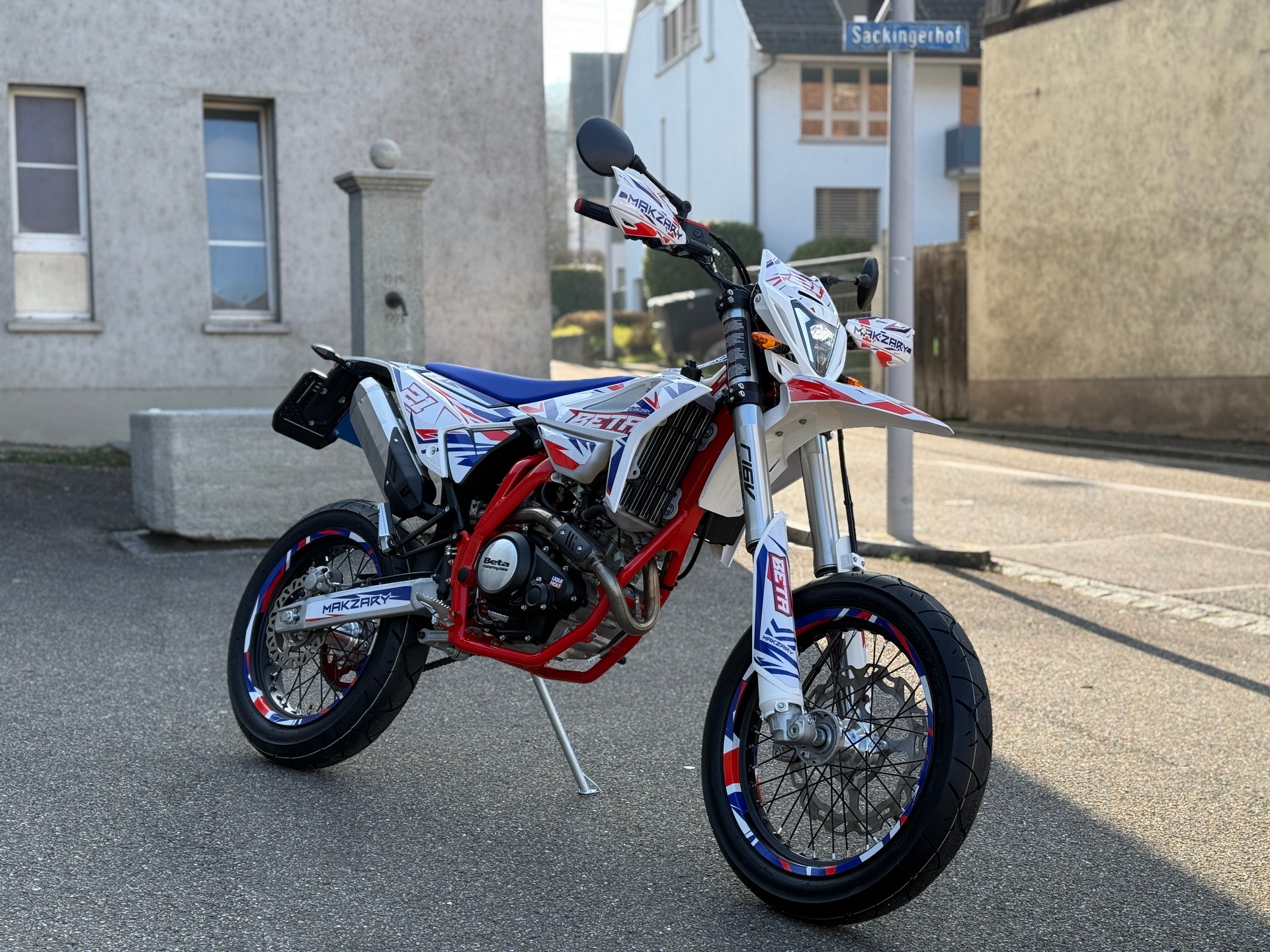 BETA RR 125-4T LC MY25 Motard x Makzary-showroom-element-2