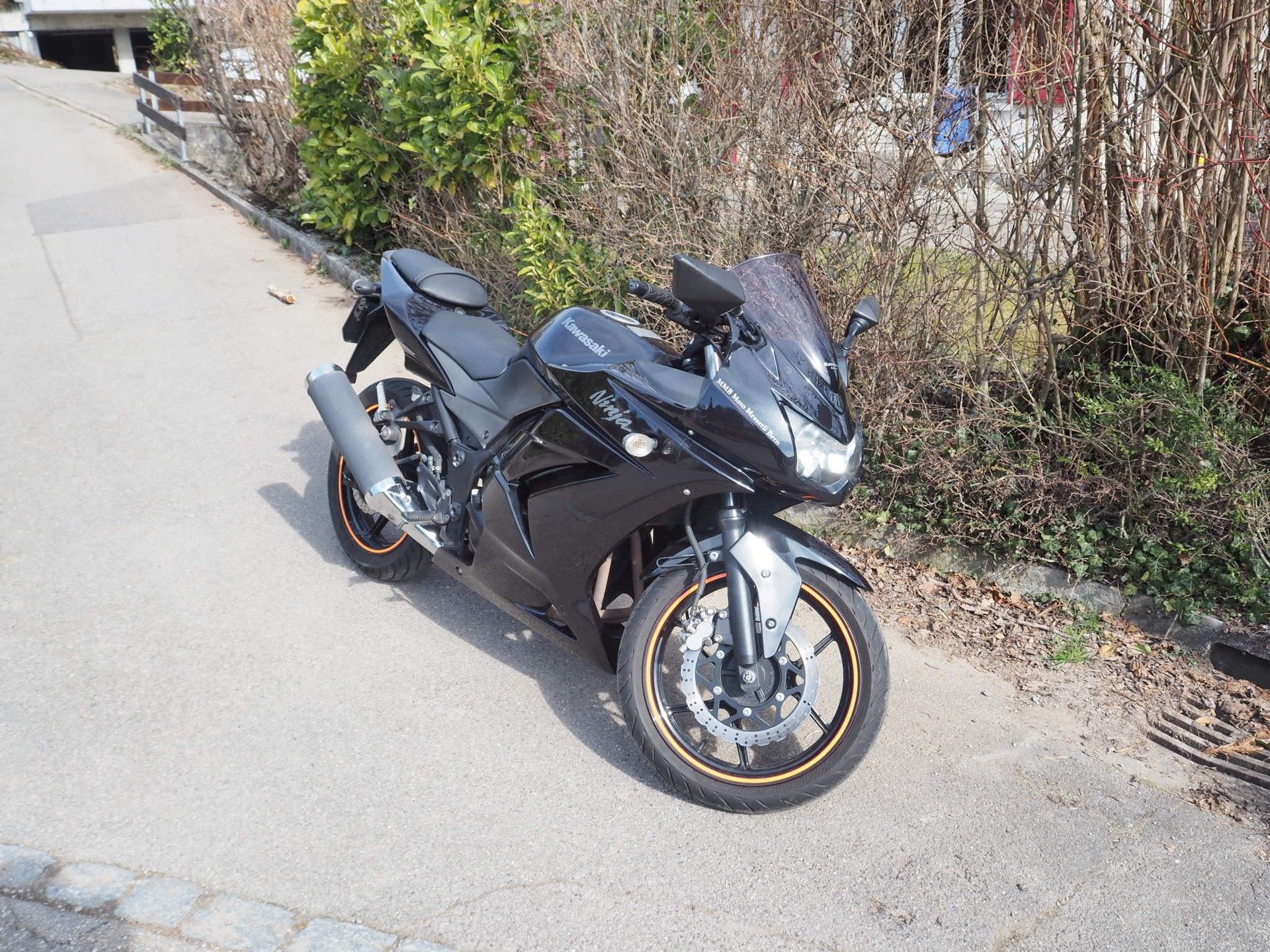 KAWASAKI R-image-0