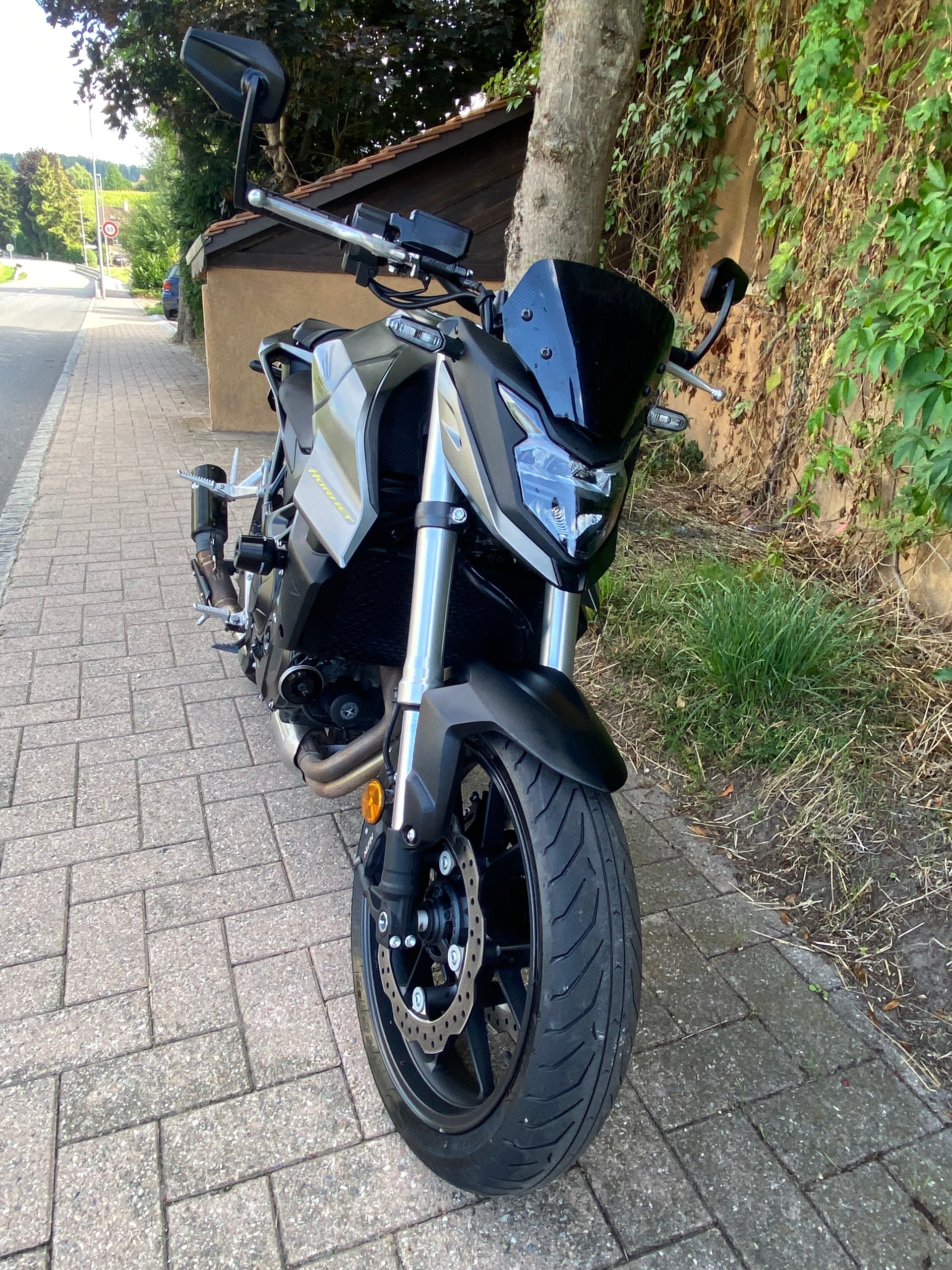 HONDA CB 750 Hornet (35kW)-image-2