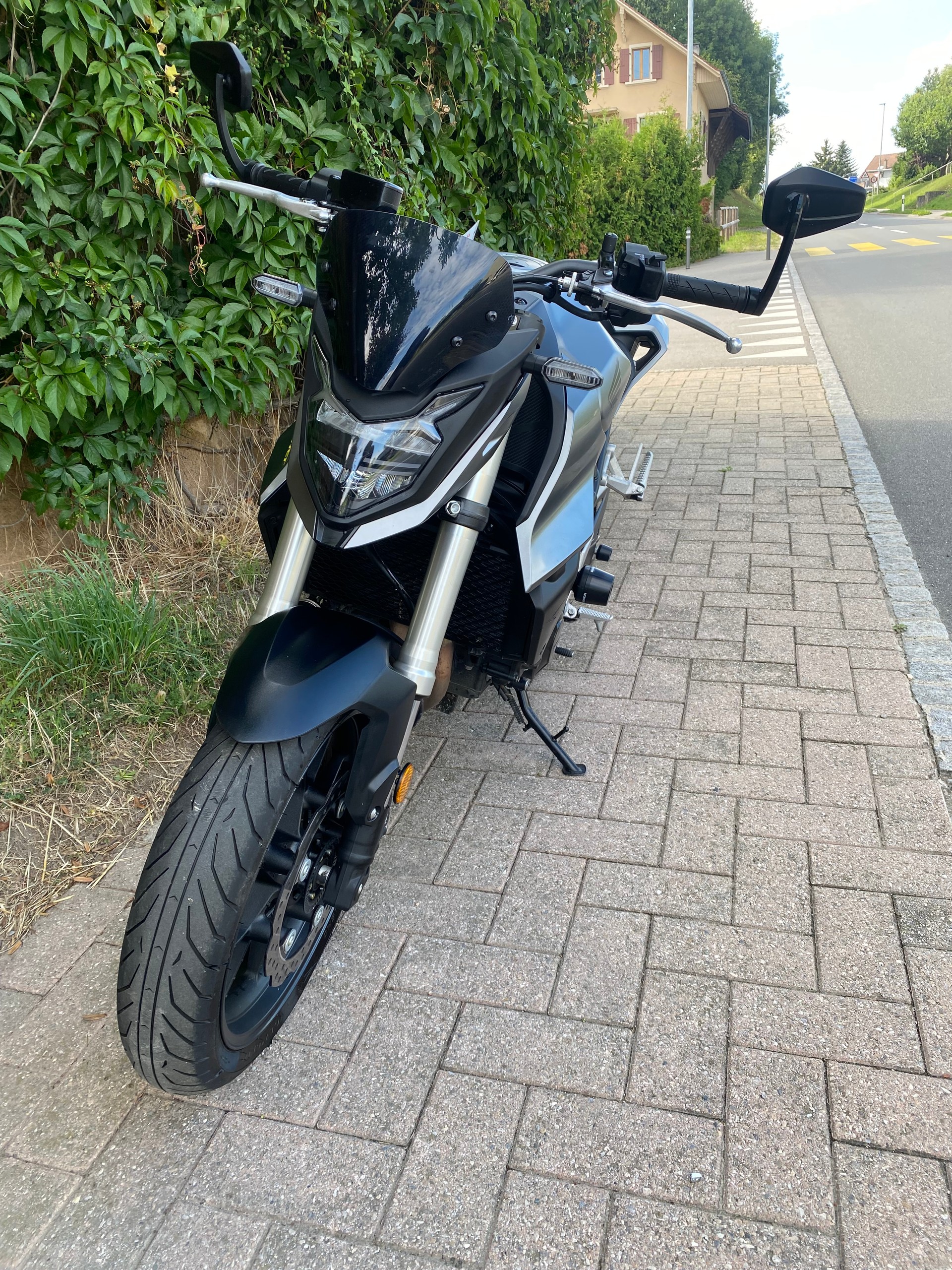 HONDA CB 750 Hornet (35kW)-image-3