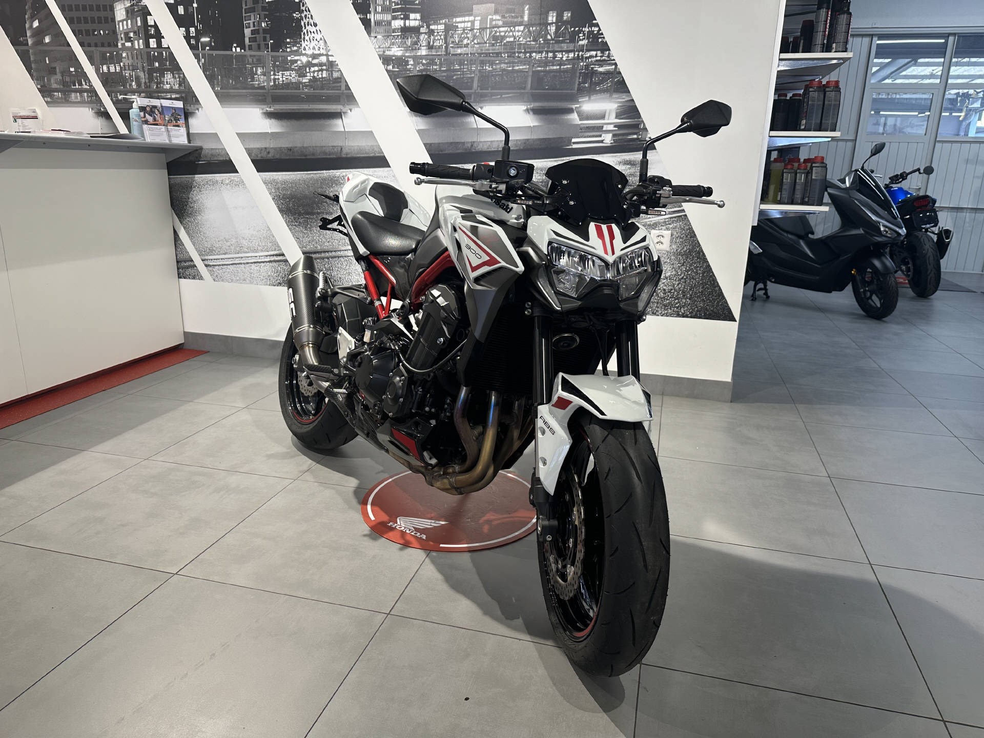 KAWASAKI Z 900