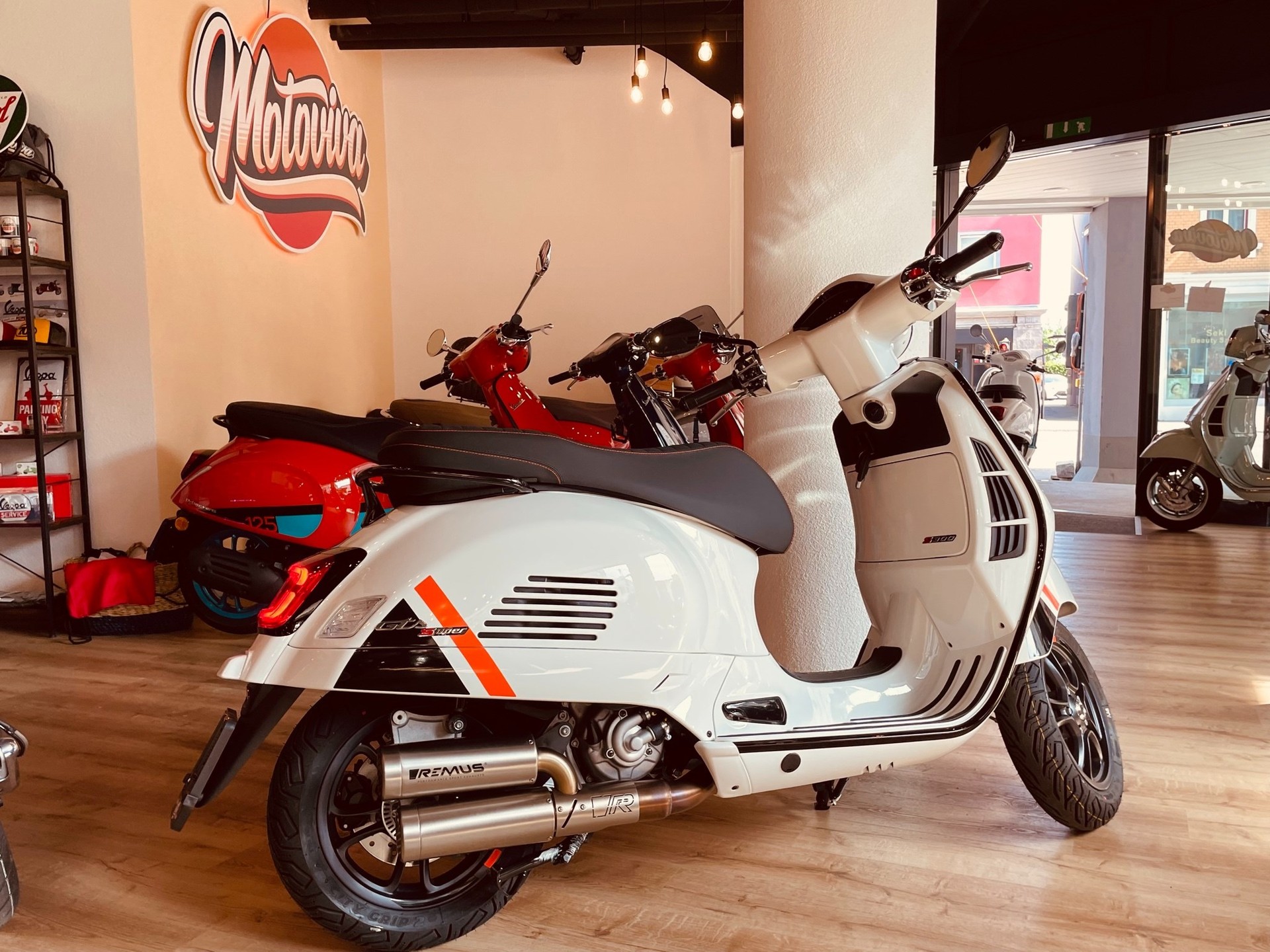 PIAGGIO Vespa GTS 300 Super Sport ABS
