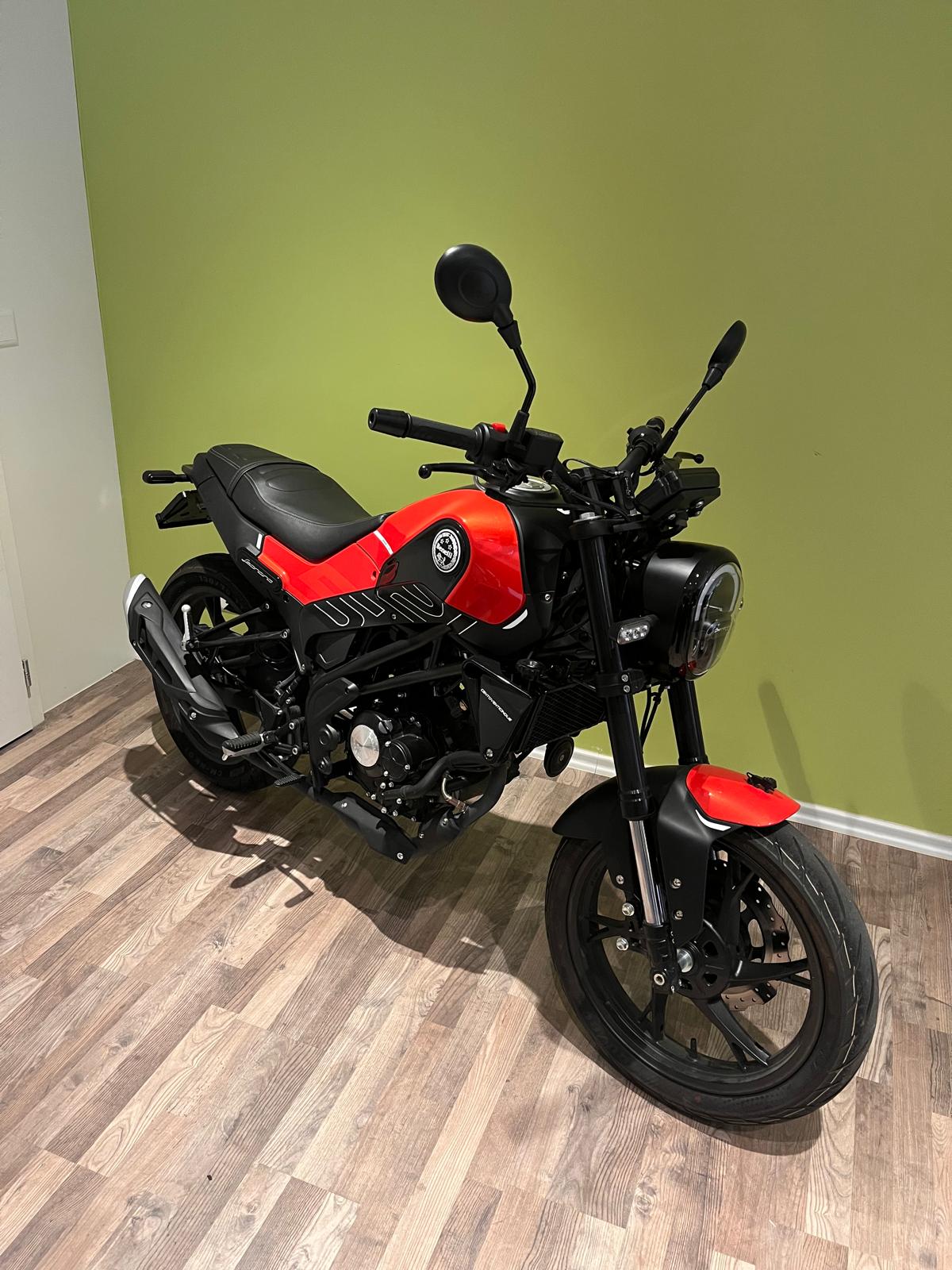 BENELLI Leoncino 125