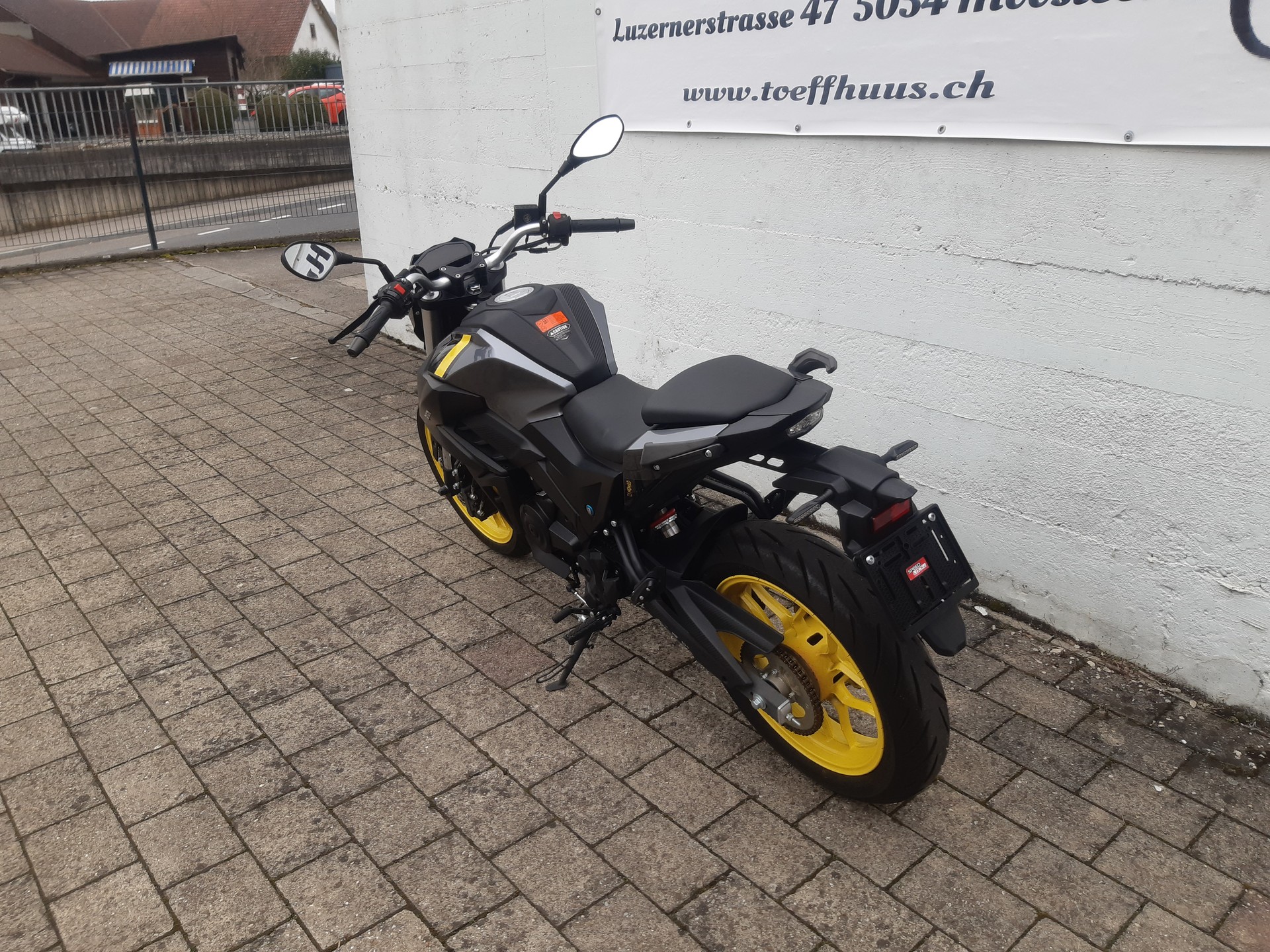 MOTRON Nomad 125-showroom-element-1