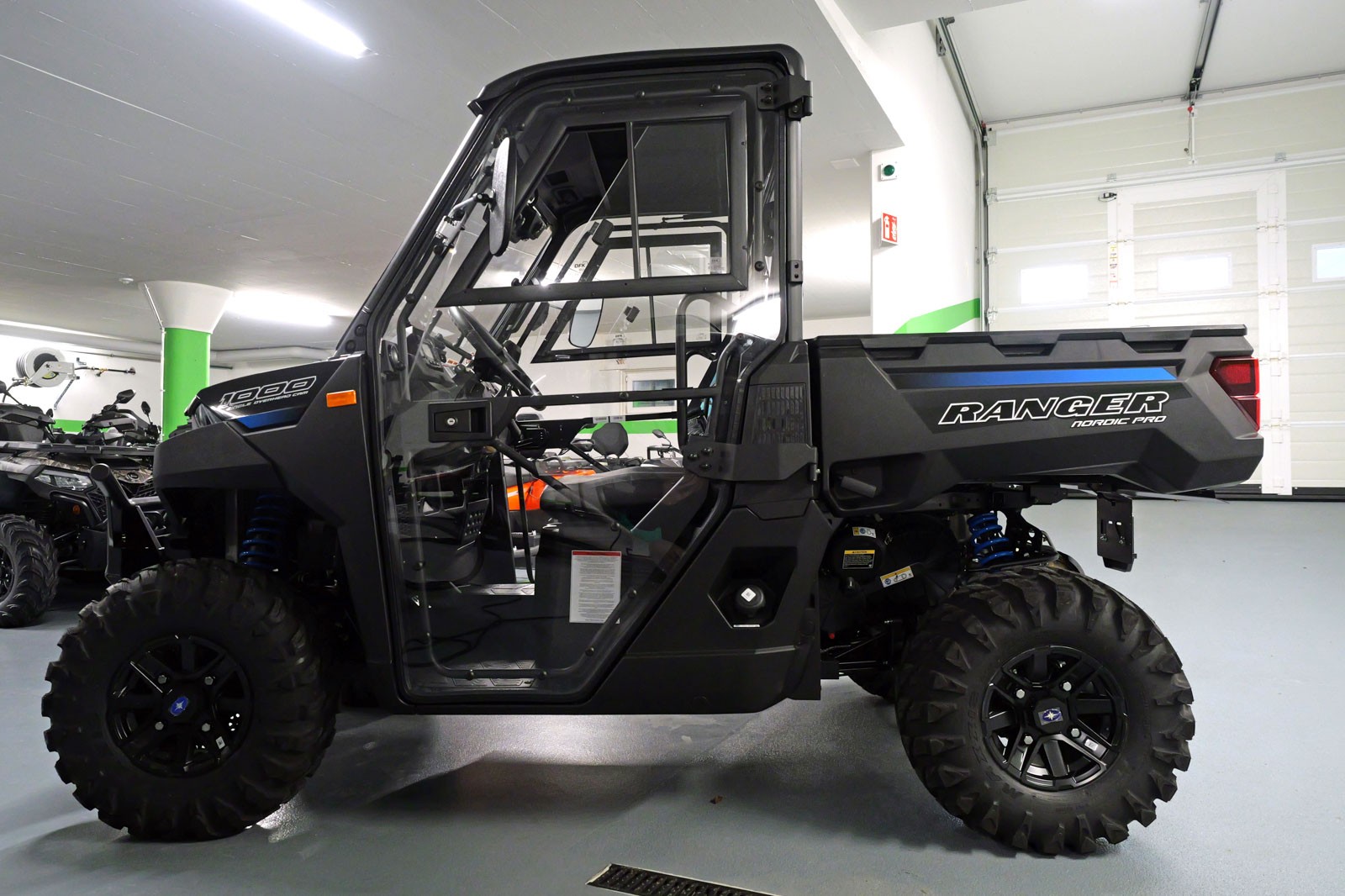 POLARIS RANGER 1000 NORDIC SE-showroom-element-3