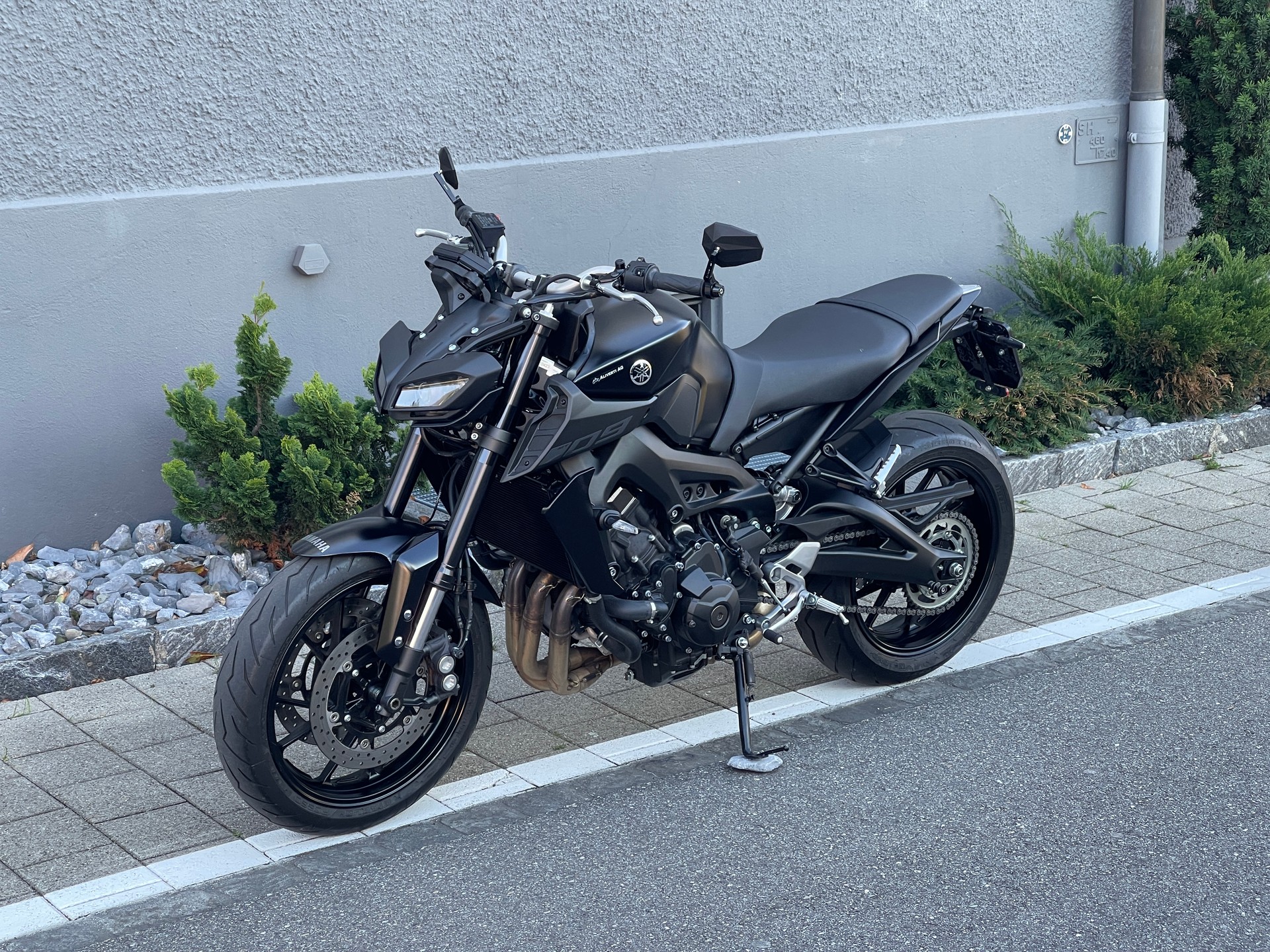 YAMAHA MT-09 ABS