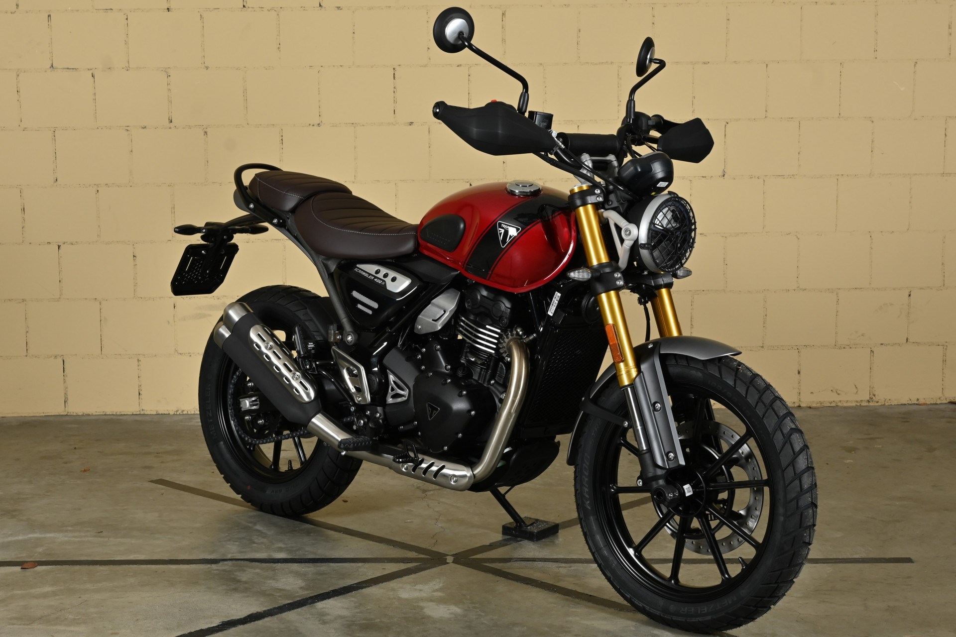 TRIUMPH Scrambler 400 X-showroom-element-1