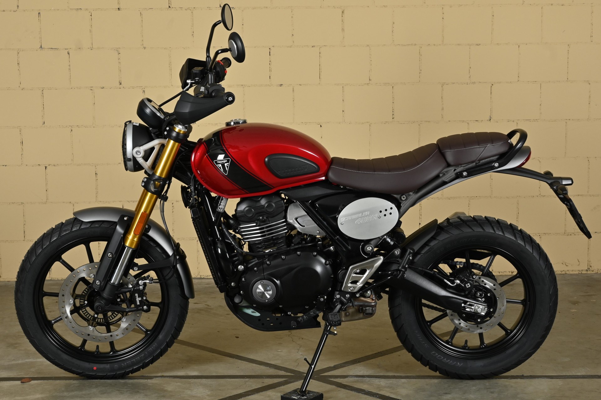 TRIUMPH Scrambler 400 X-showroom-element-2