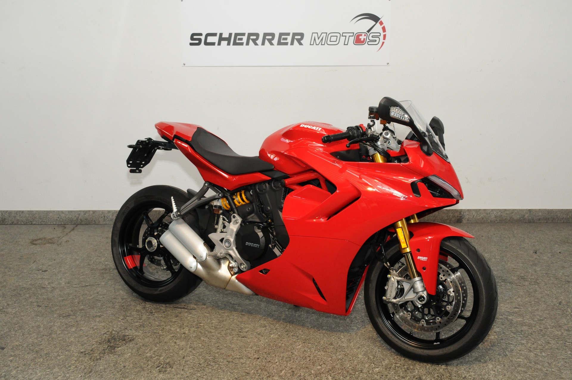 DUCATI 950 Supersport S-showroom-element-1