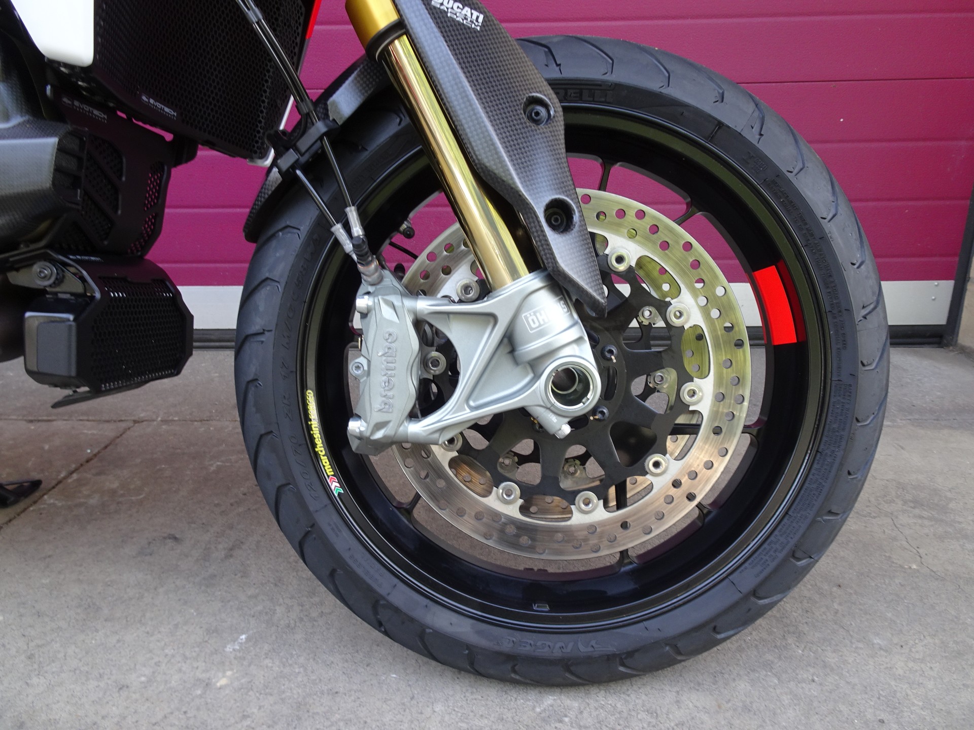 DUCATI Hypermotard 950 SP-showroom-element-1
