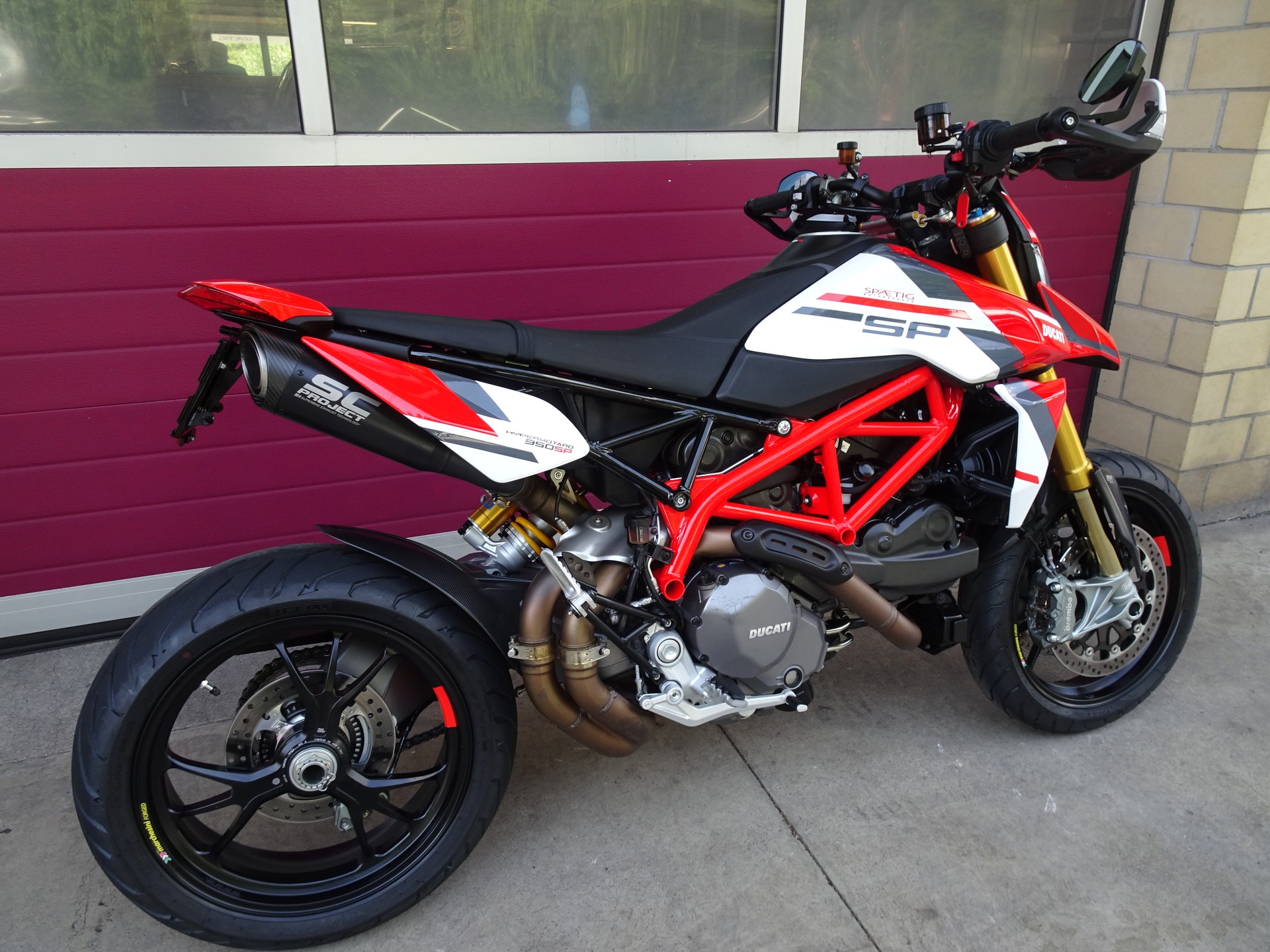 DUCATI Hypermotard 950 SP-showroom-element-3