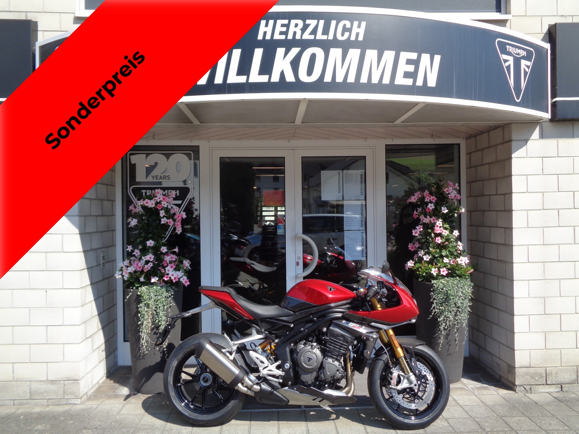 TRIUMPH Speed Triple RR