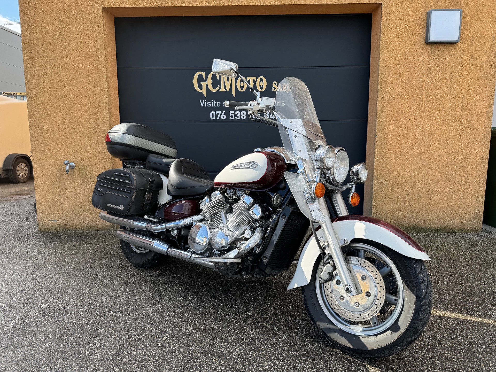 YAMAHA XVZ 1300 A Royal Star-showroom-element-3