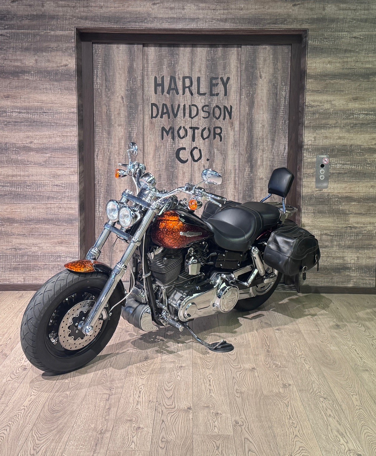 HARLEY-DAVIDSON FXDFSE Fat Bob CVO-showroom-element-2
