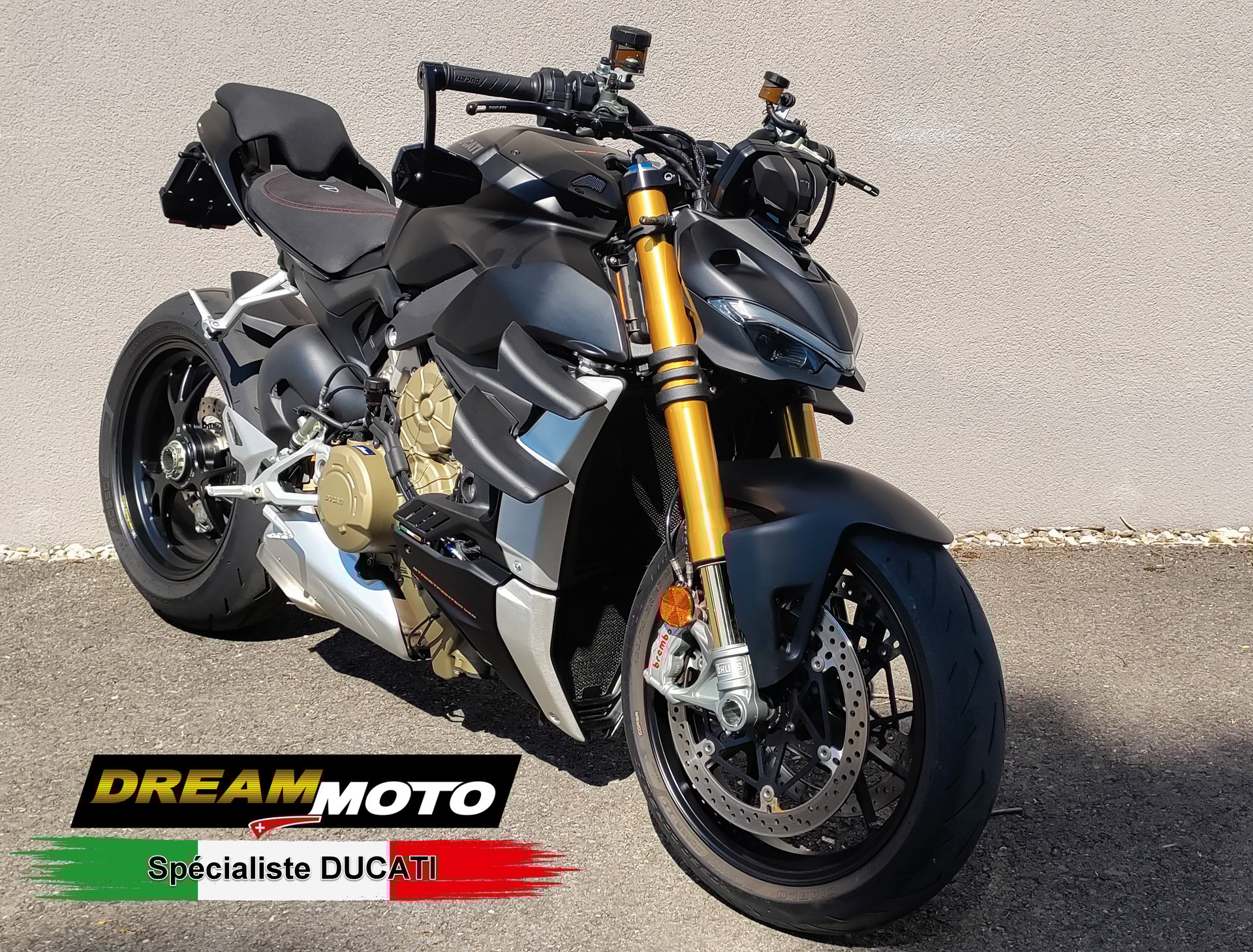 DUCATI Streetfighter V4 S-image-1