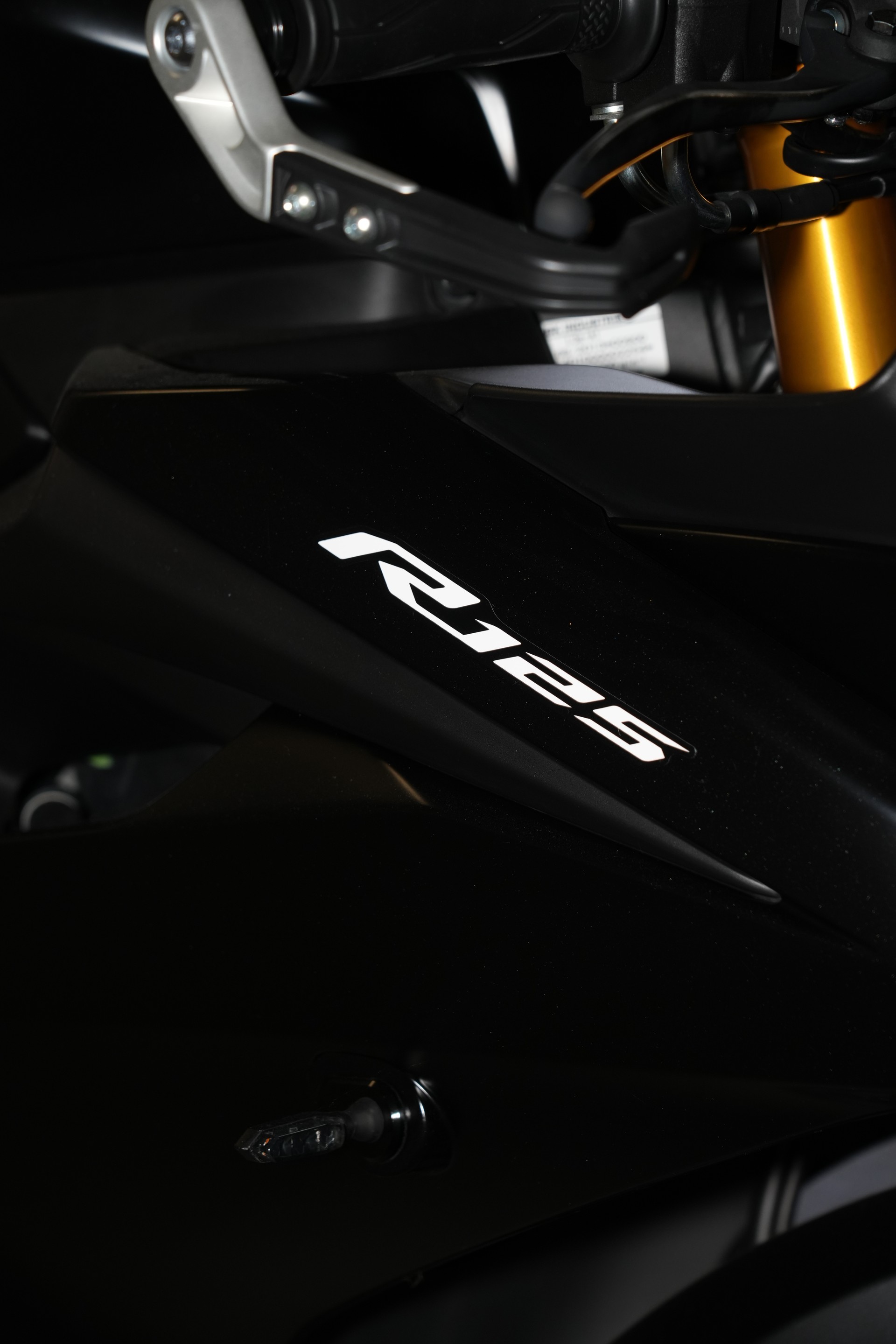 YAMAHA YZF R125-image-7