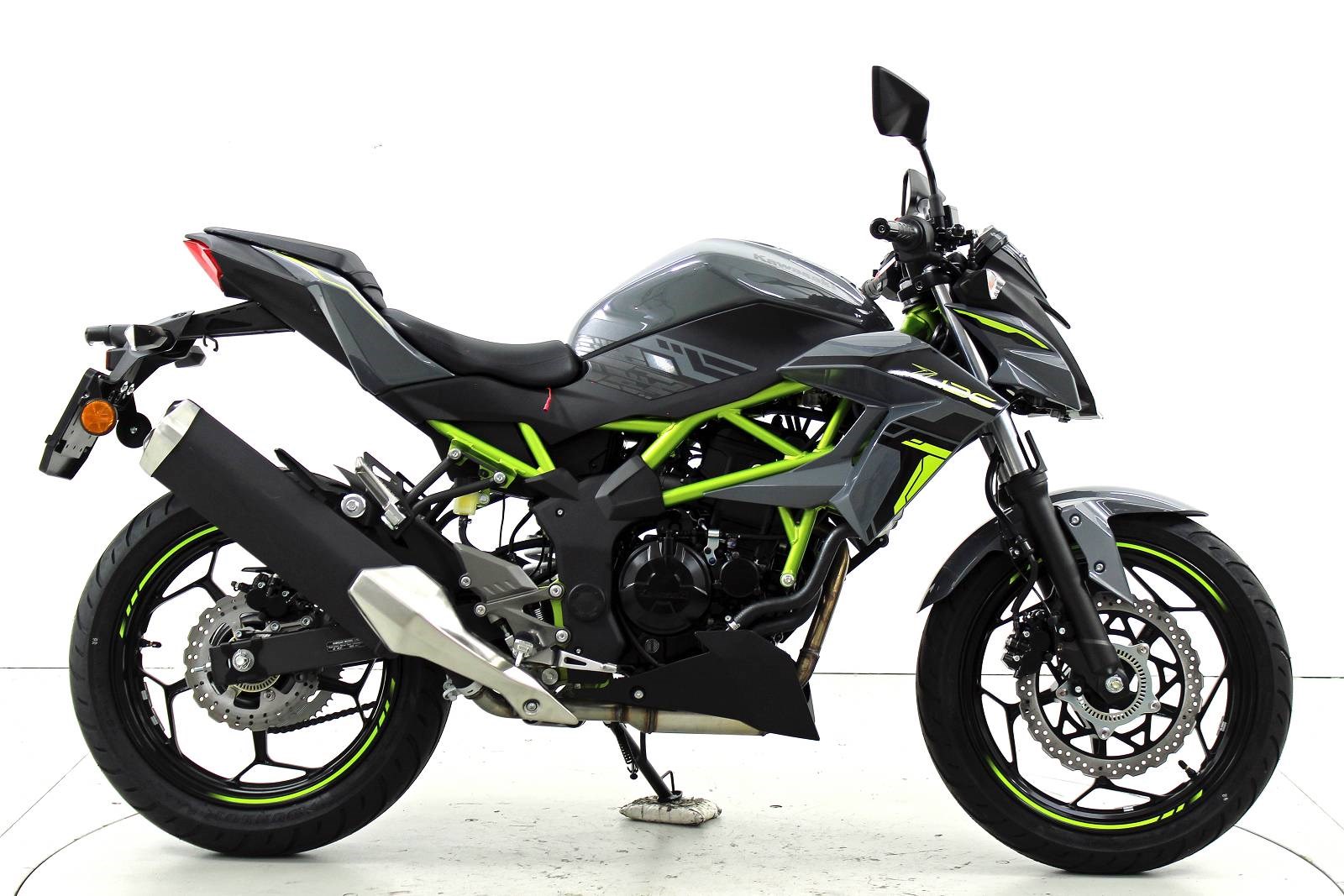 KAWASAKI Z 125 ABS-showroom-element-3