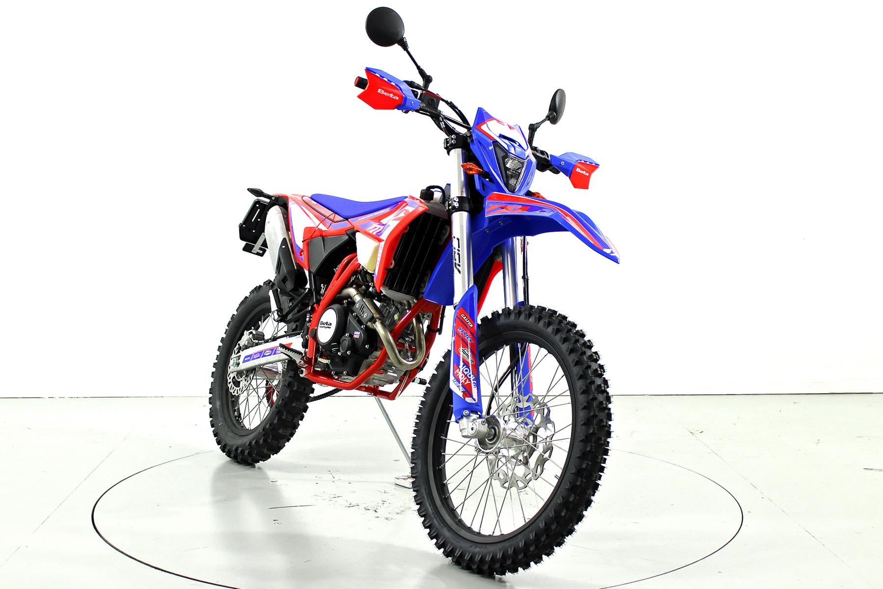 BETA RR 125 4T Enduro-showroom-element-1