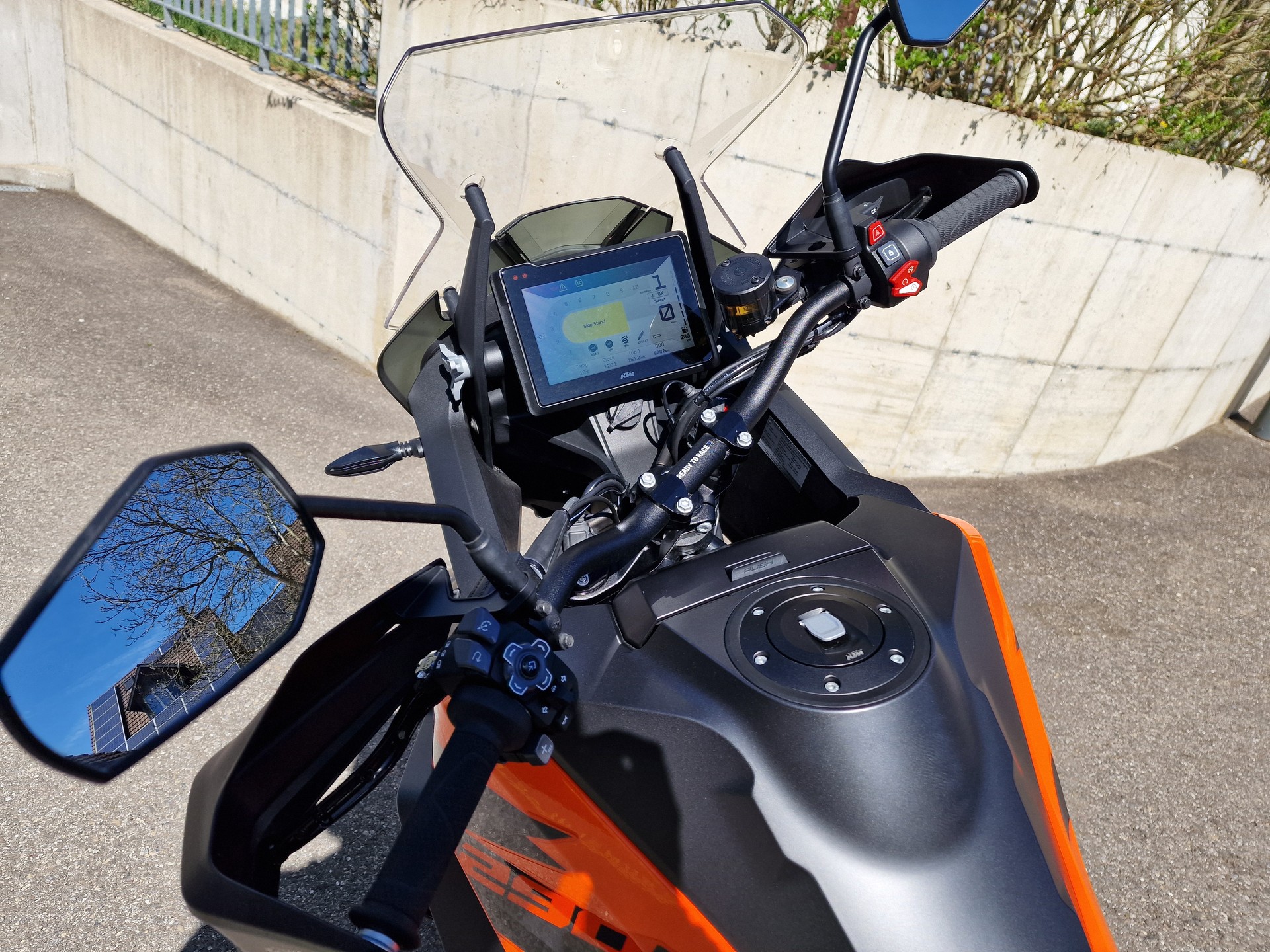 KTM 1290 Super Adventure S-image-3