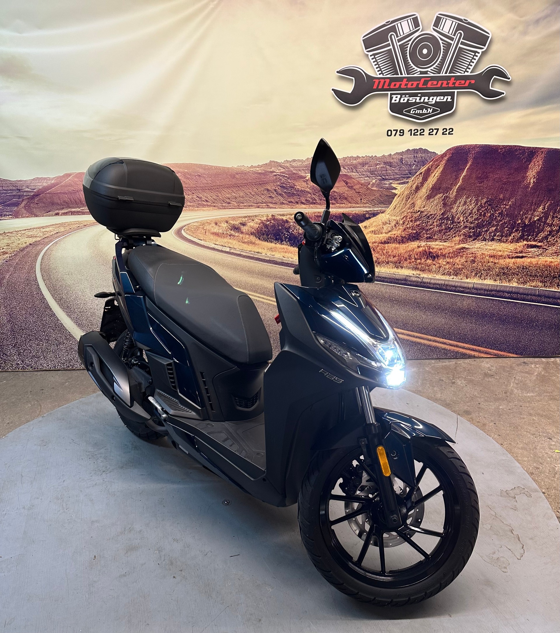 KYMCO Agility S125 ABS mit Top- Case-showroom-element-2