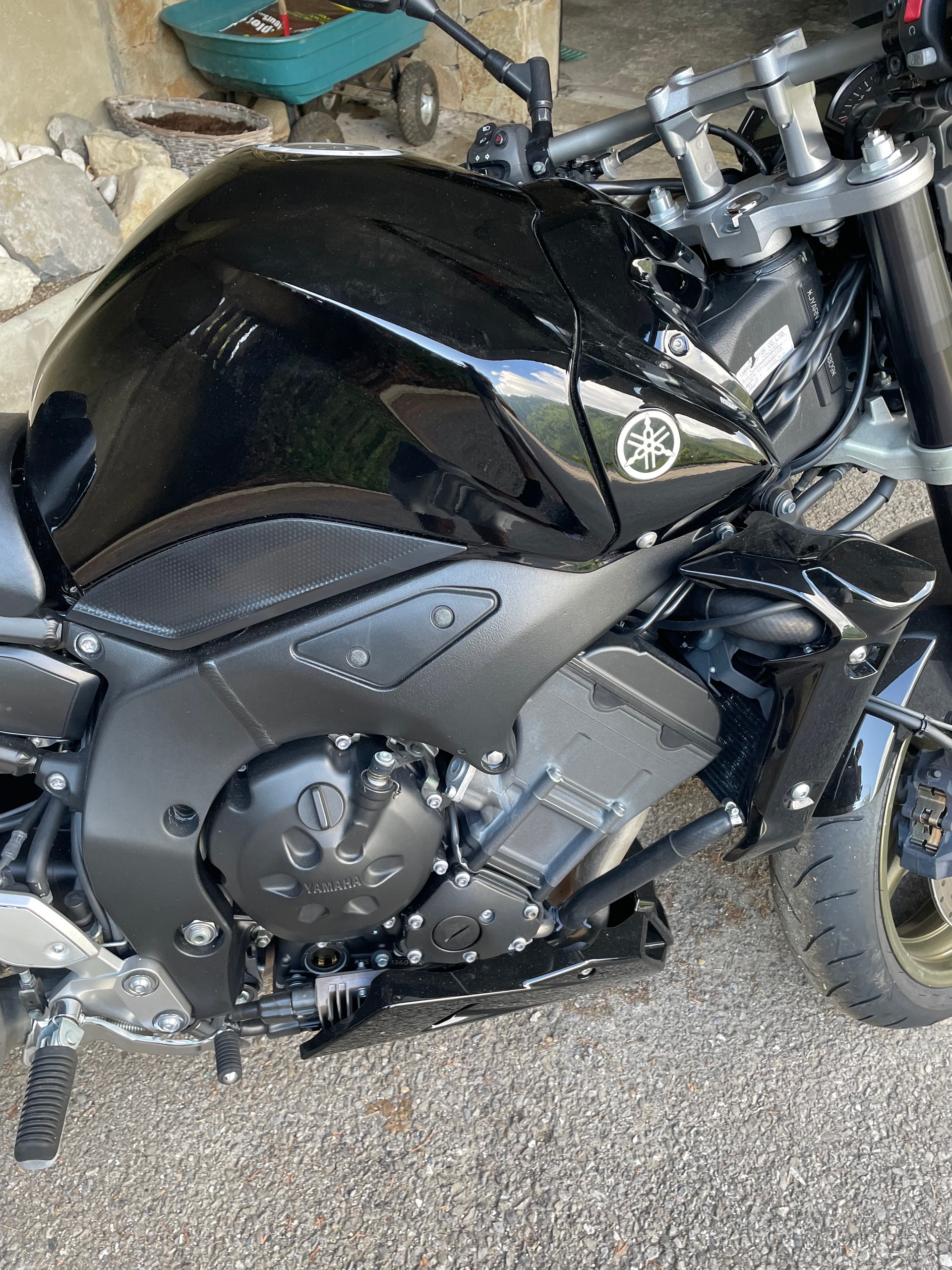 YAMAHA FZ1 N ABS-image-2