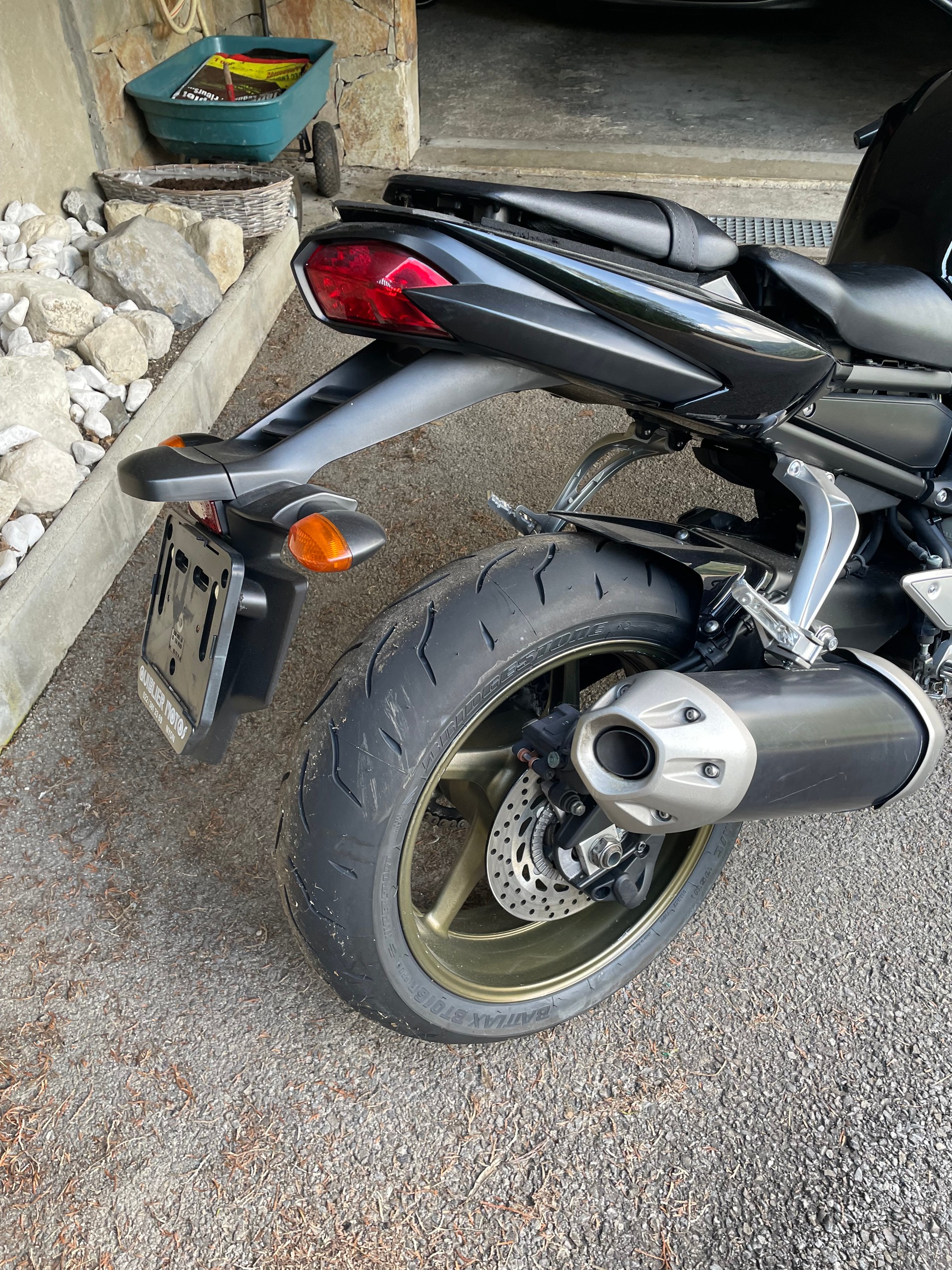 YAMAHA FZ1 N ABS-image-5
