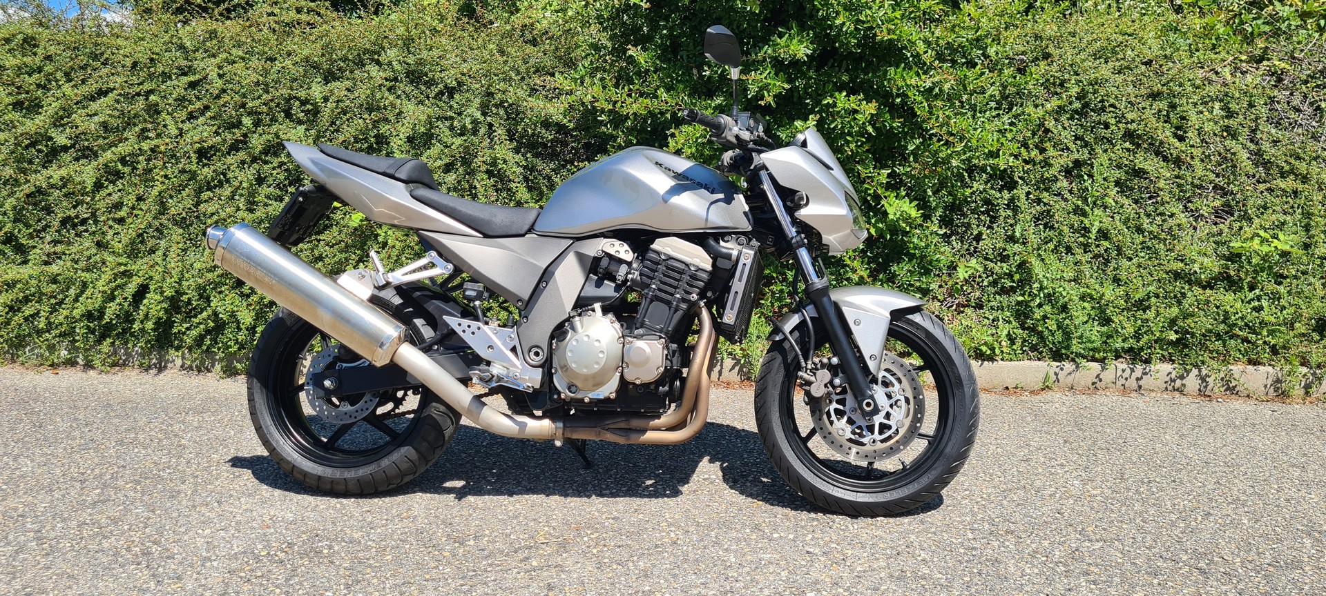 KAWASAKI Z 750-image-2