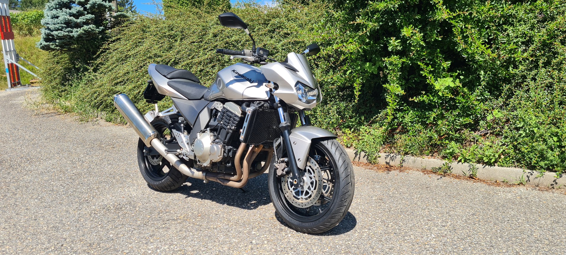 KAWASAKI Z 750-image-0