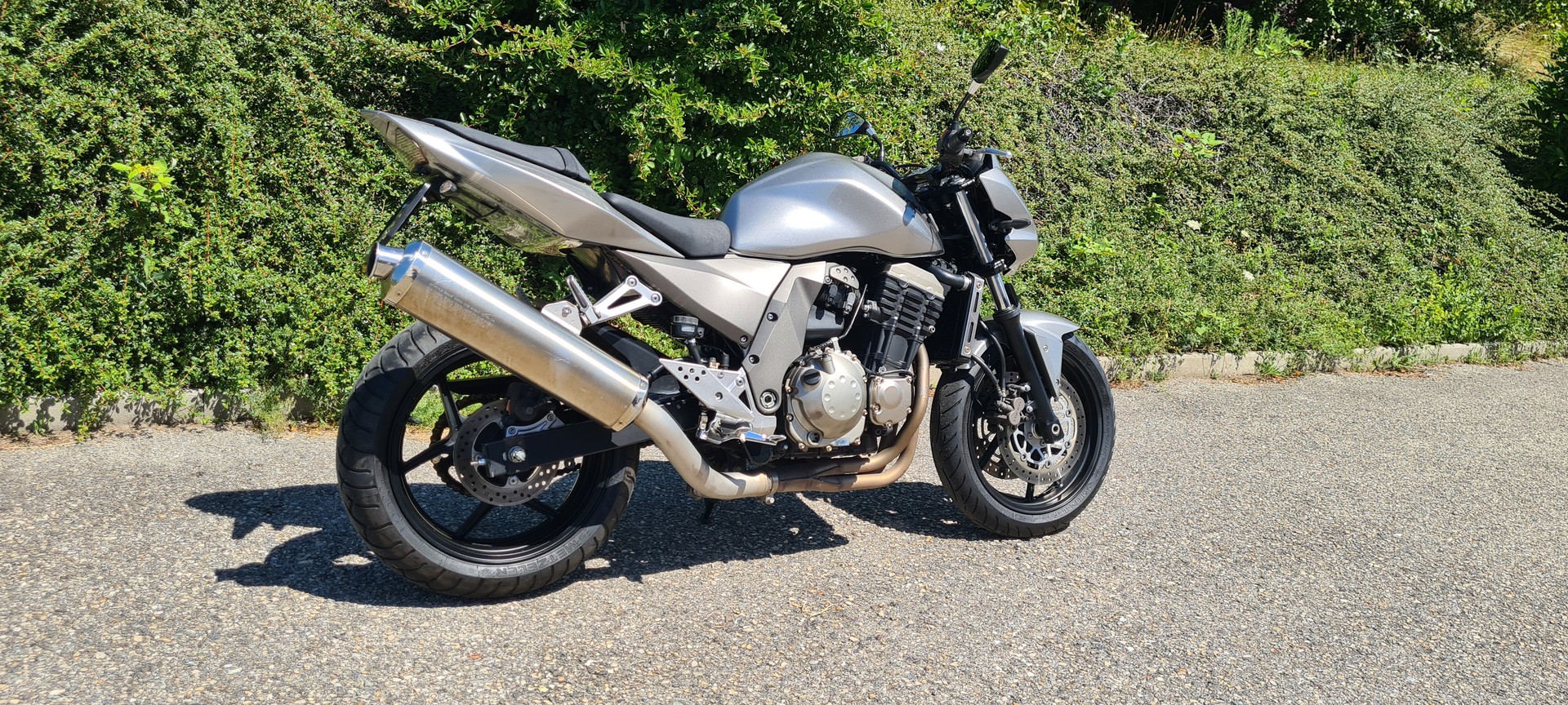 KAWASAKI Z 750-image-5