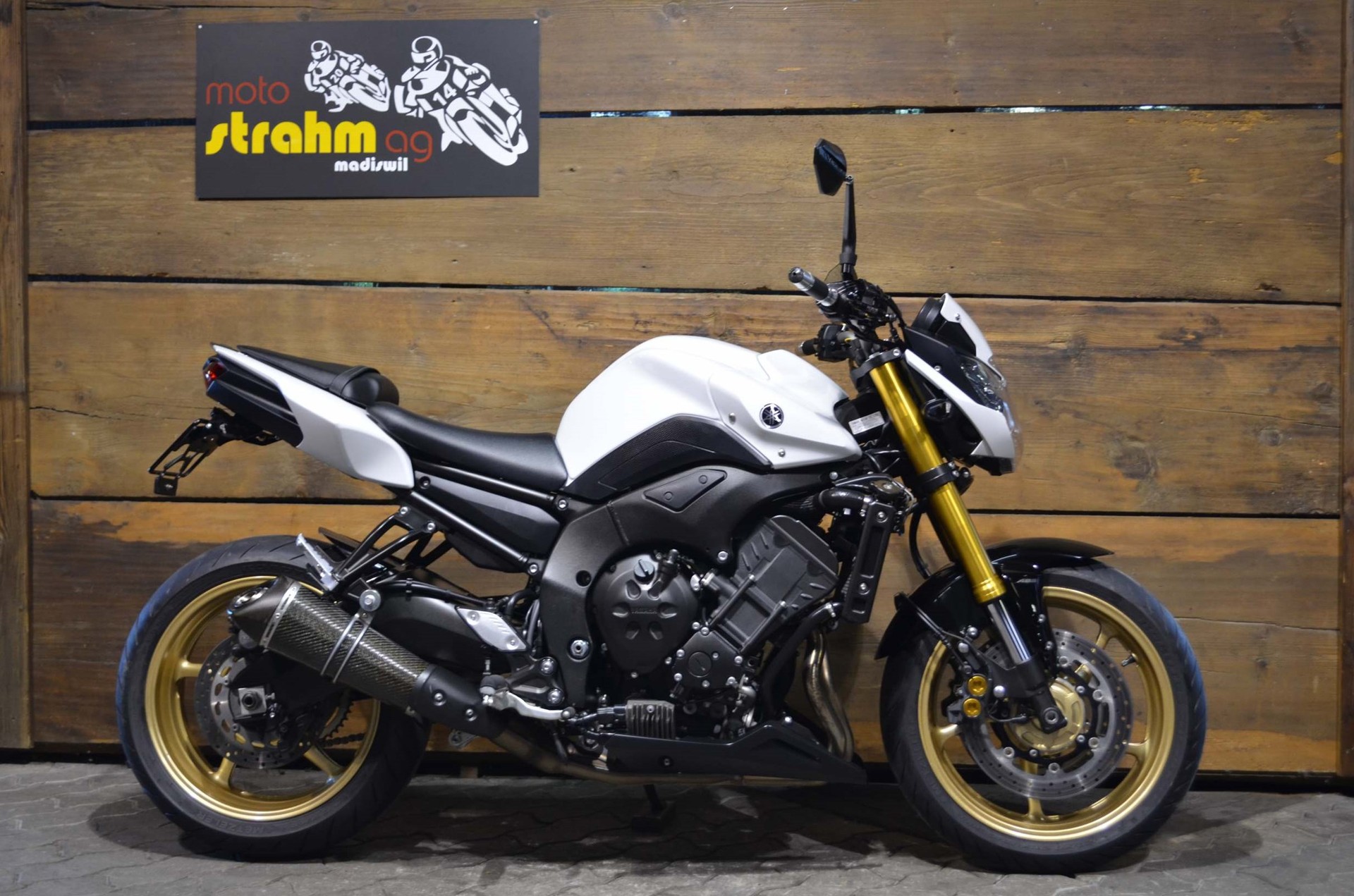YAMAHA FZ8 N ABS