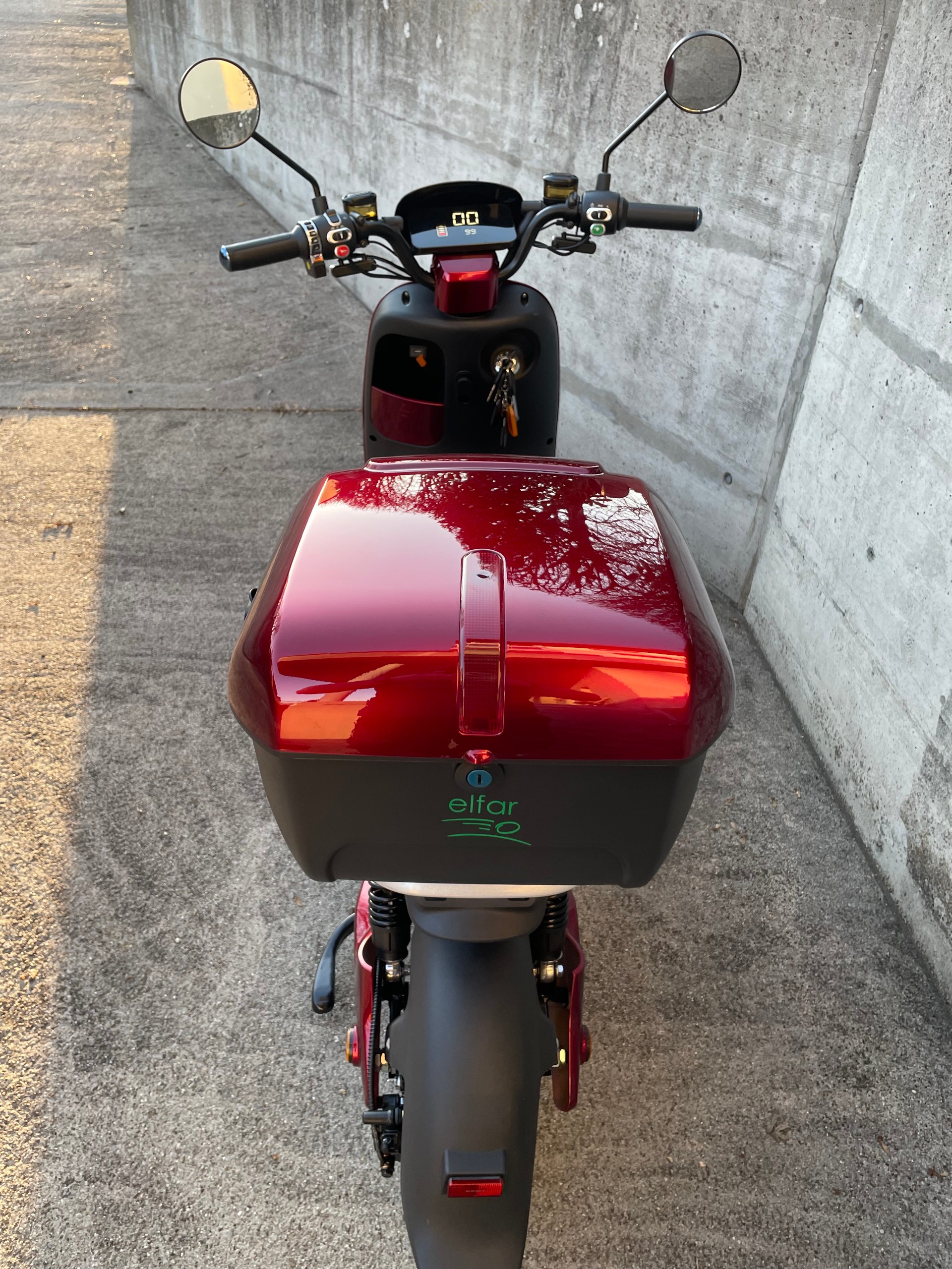 E-SCOOTER E-Mofa Long Range-image-7